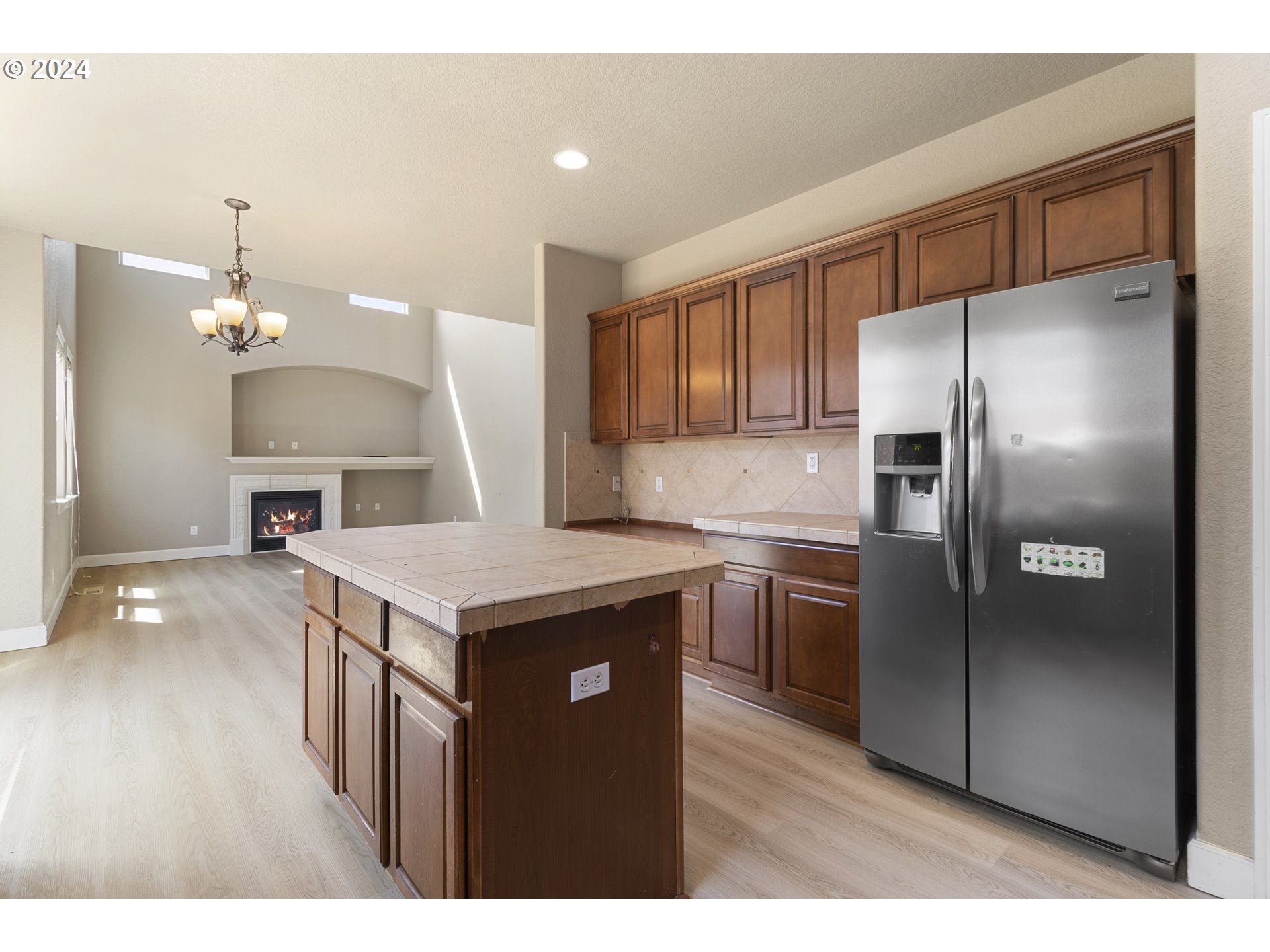 3948 SW BATTAGLIA AVE