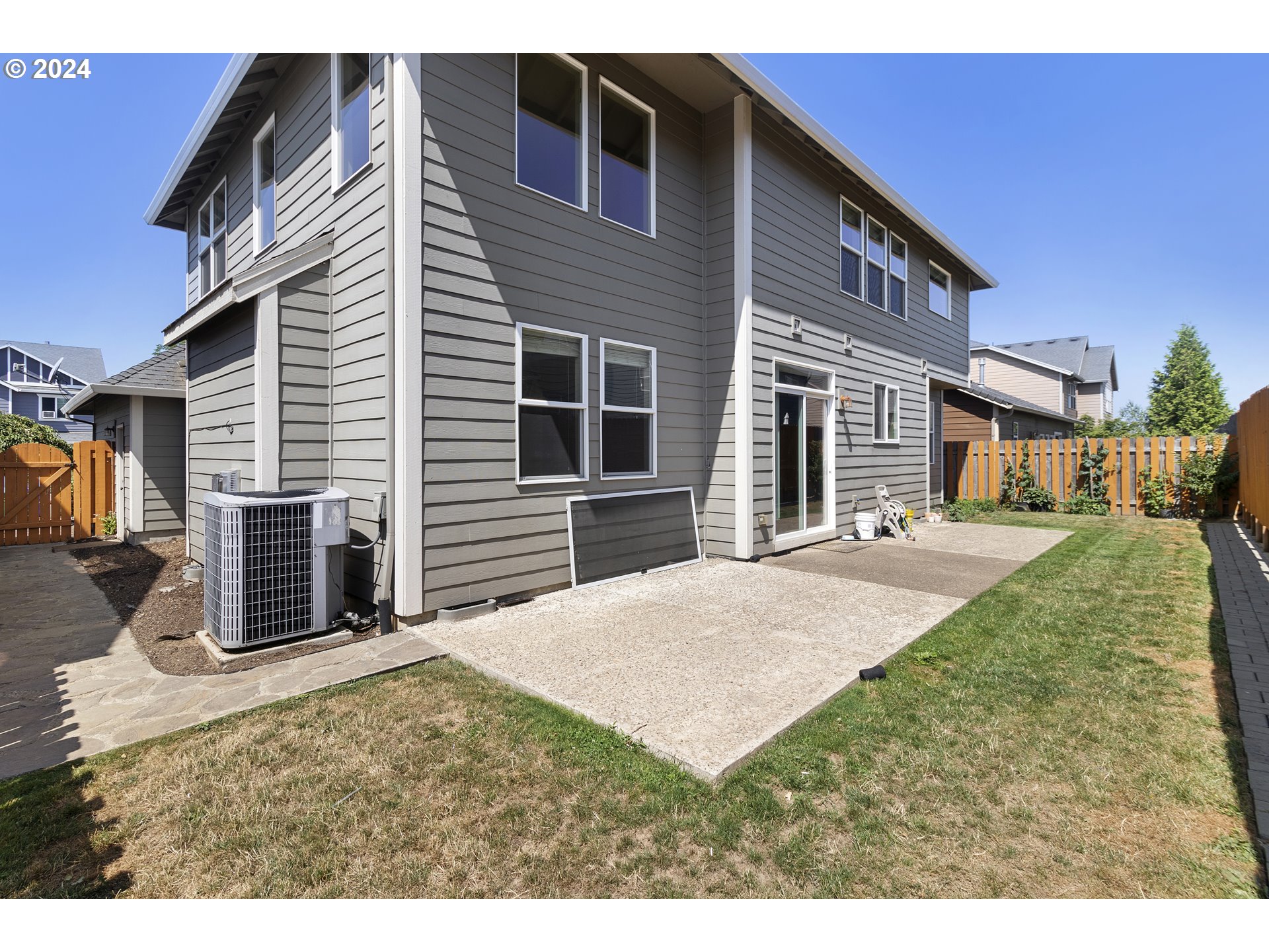 3948 SW BATTAGLIA AVE