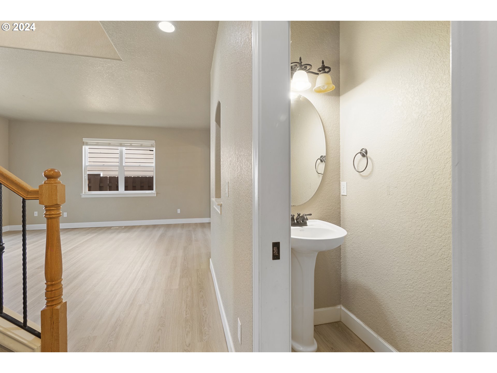 3948 SW BATTAGLIA AVE