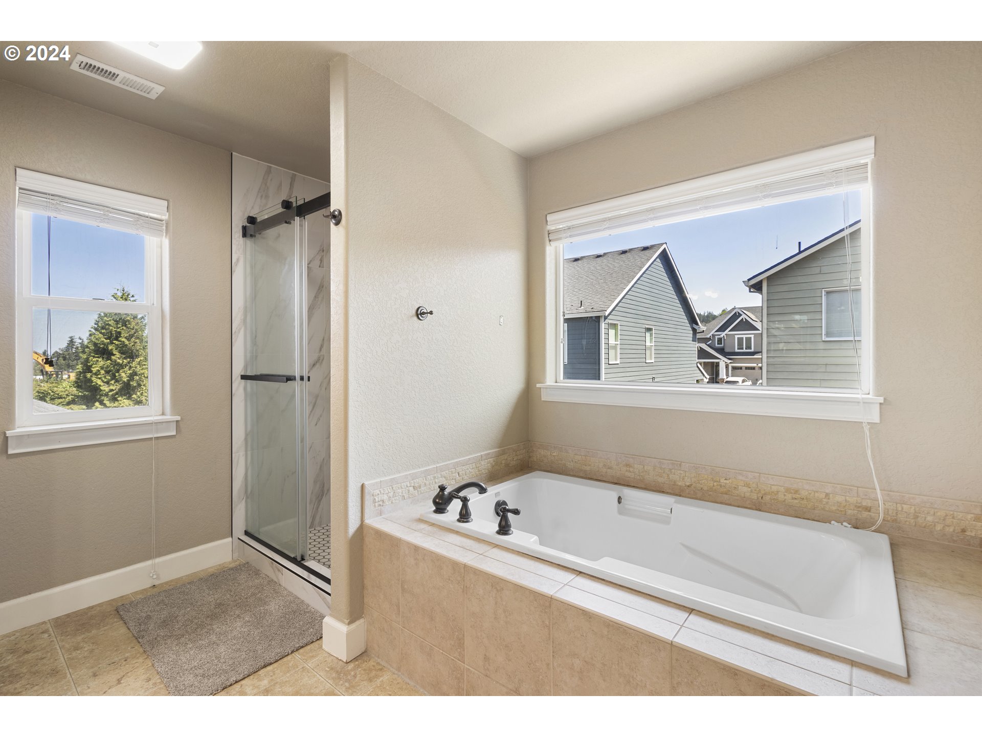 3948 SW BATTAGLIA AVE