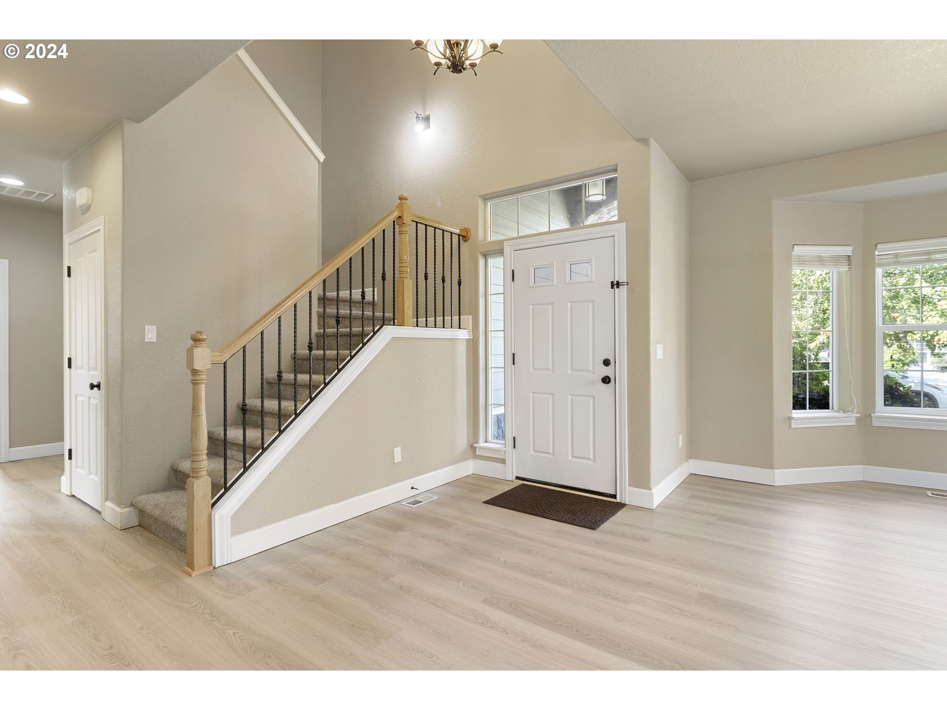 3948 SW BATTAGLIA AVE