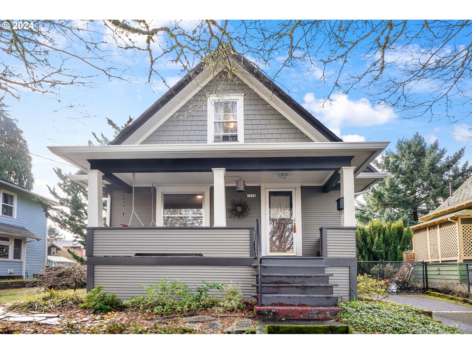 1534 SE Clatsop ST