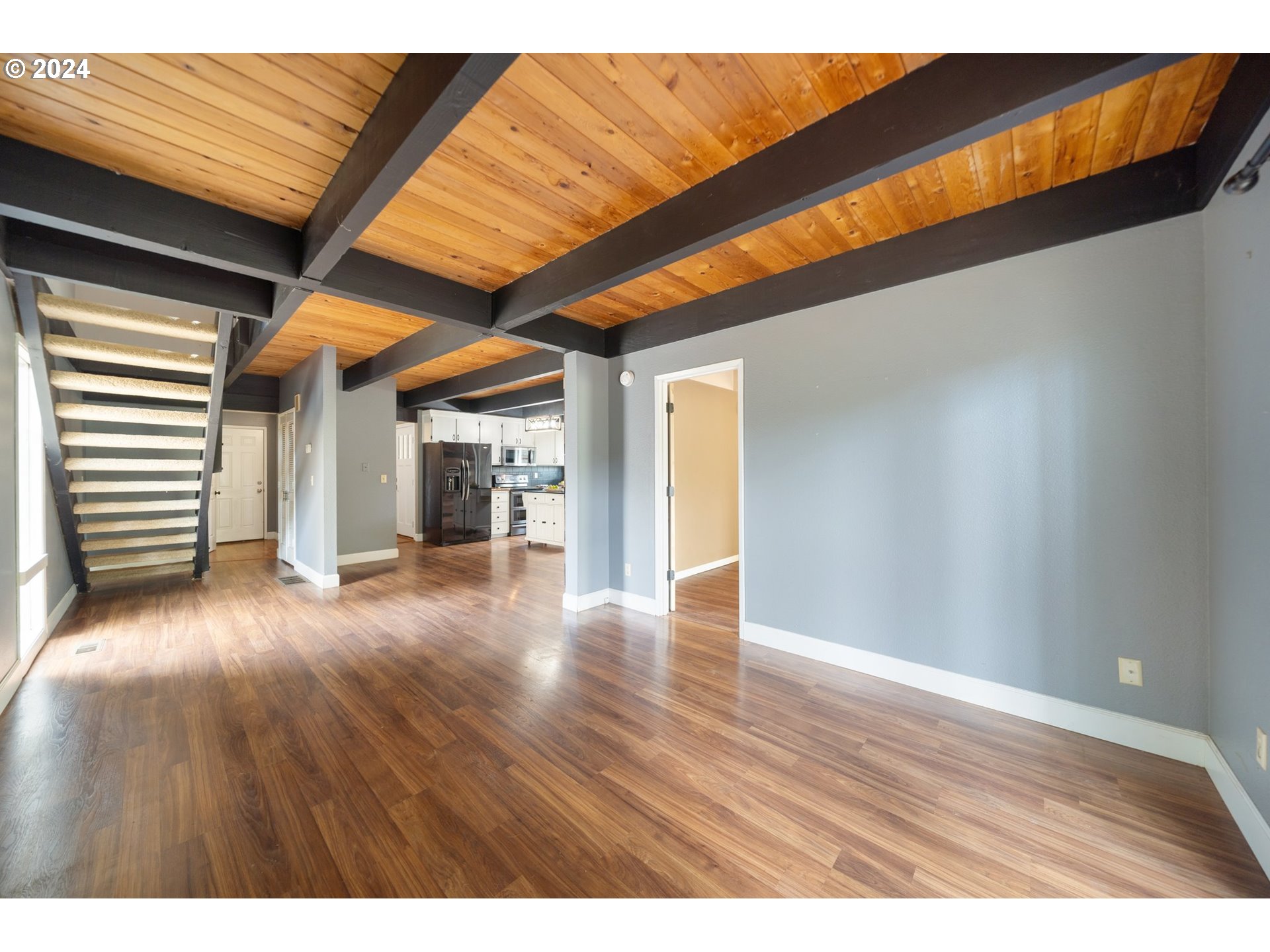 5538 NW BURNING TREE CT