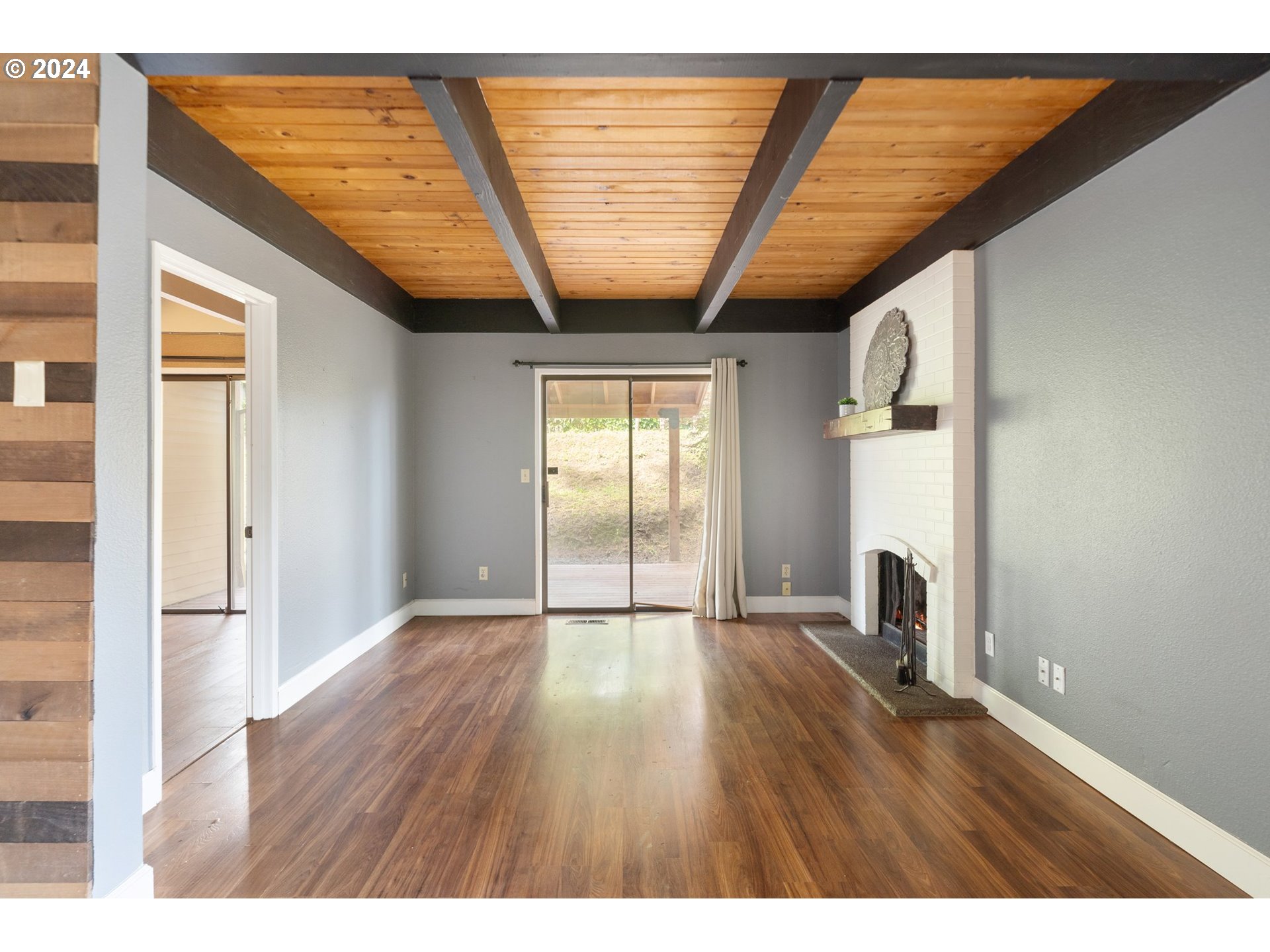 5538 NW BURNING TREE CT