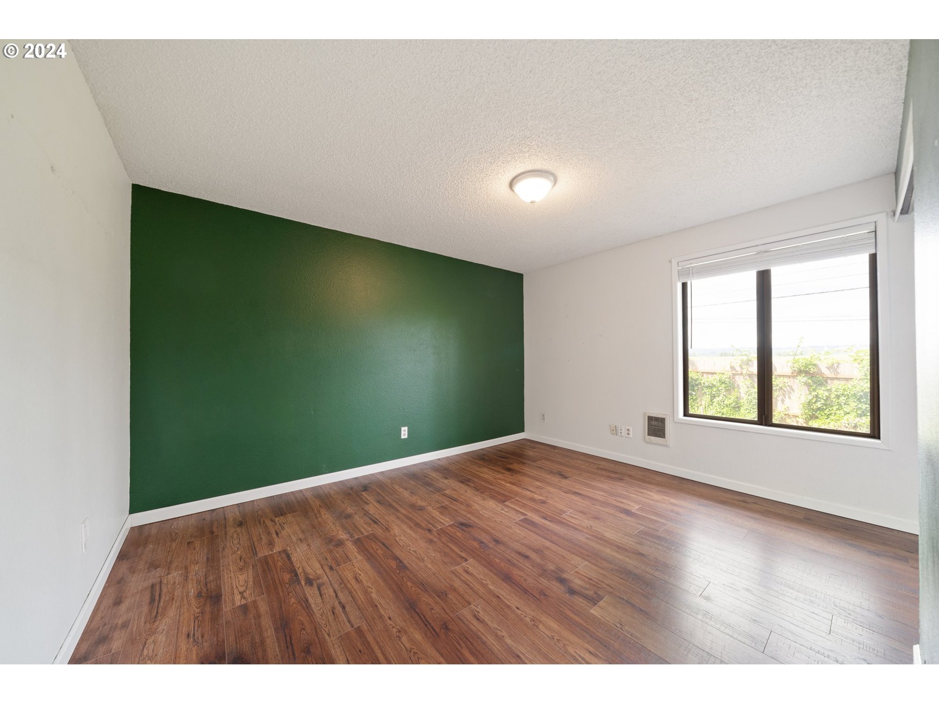 5538 NW BURNING TREE CT