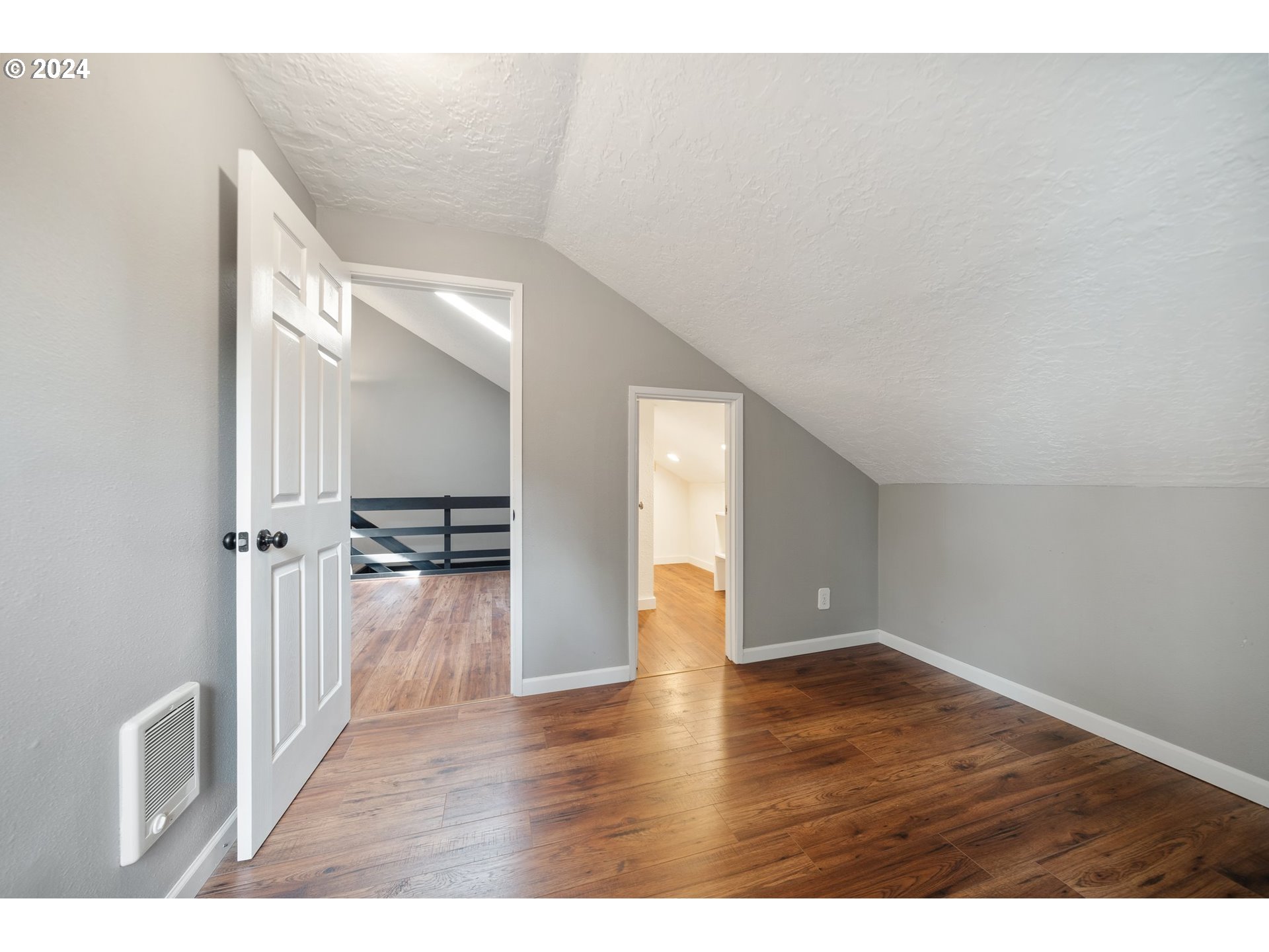 5538 NW BURNING TREE CT