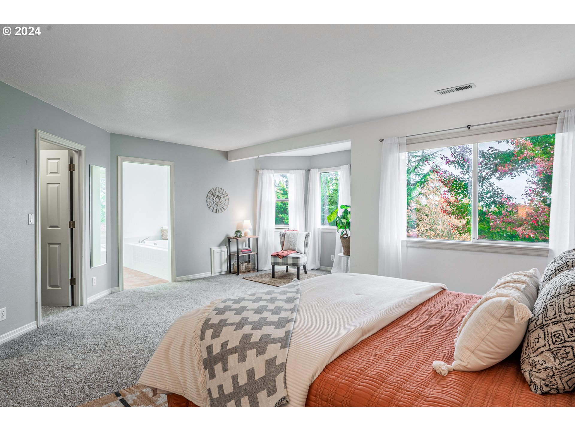 15725 SW BOBWHITE CIR