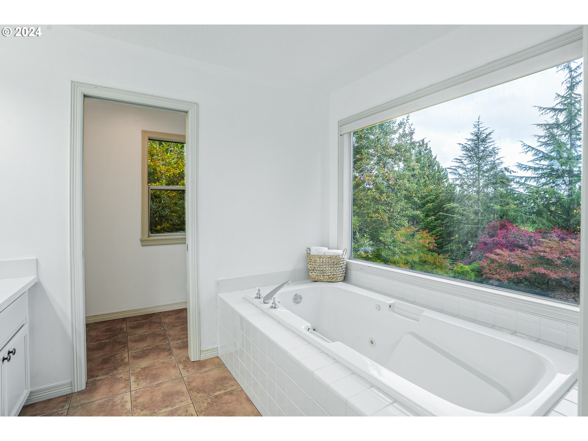 15725 SW BOBWHITE CIR