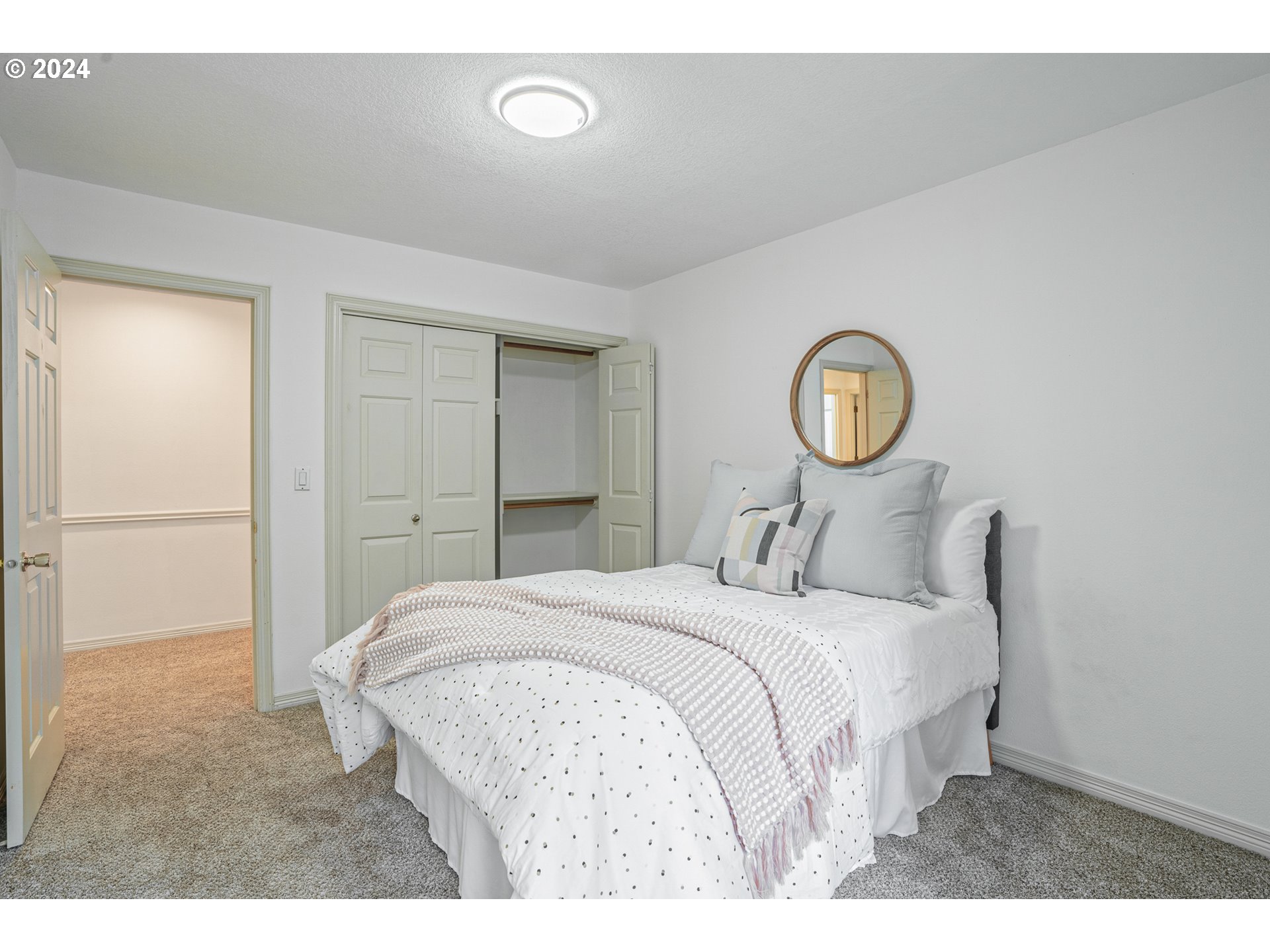 15725 SW BOBWHITE CIR