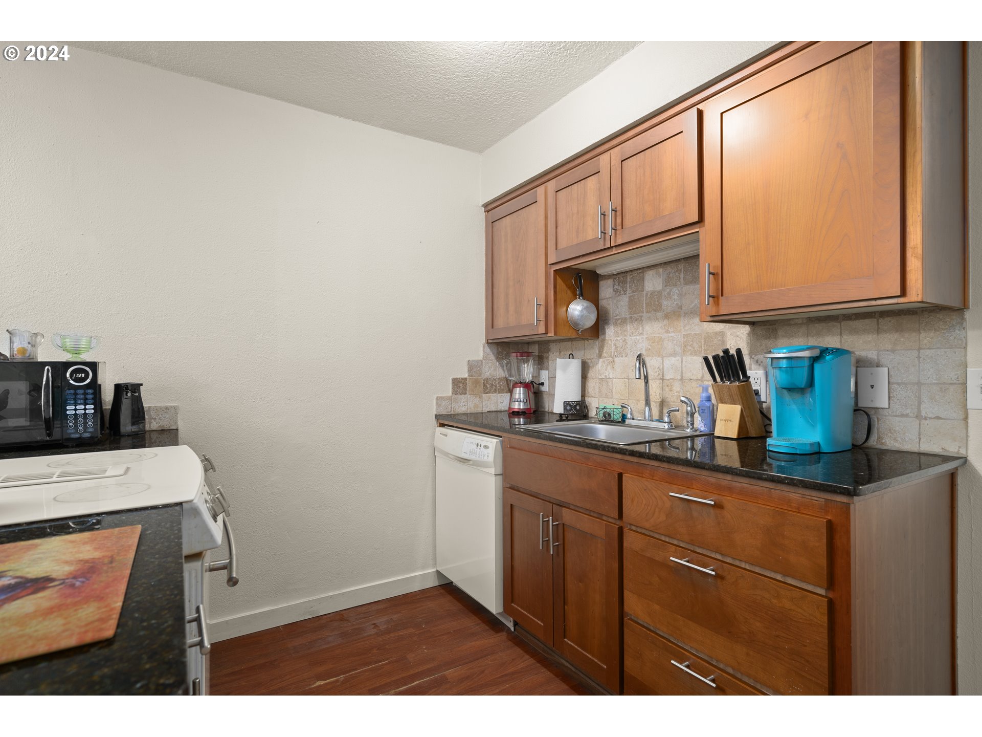 2200 NE 201ST AVE 13