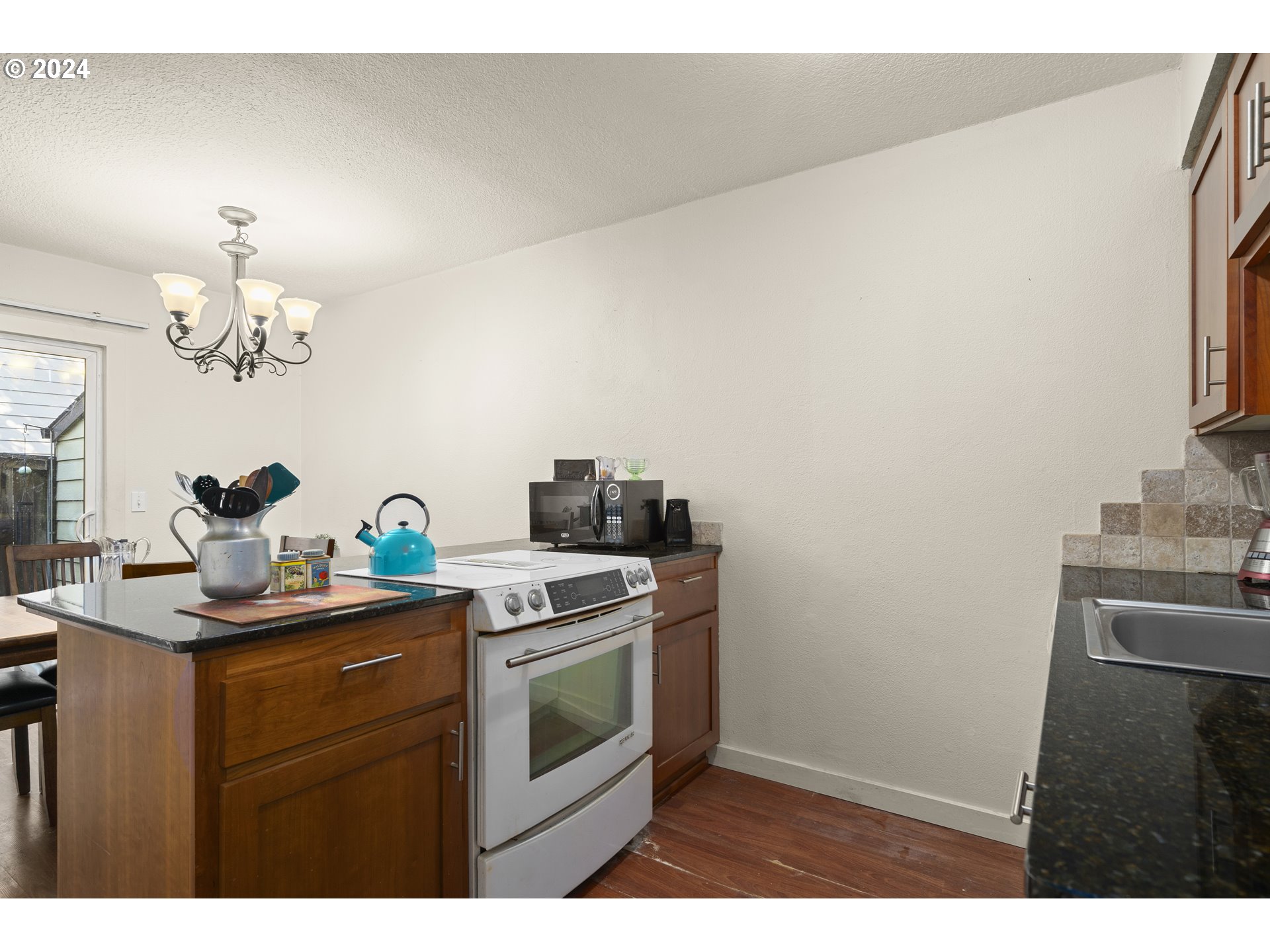 2200 NE 201ST AVE 13