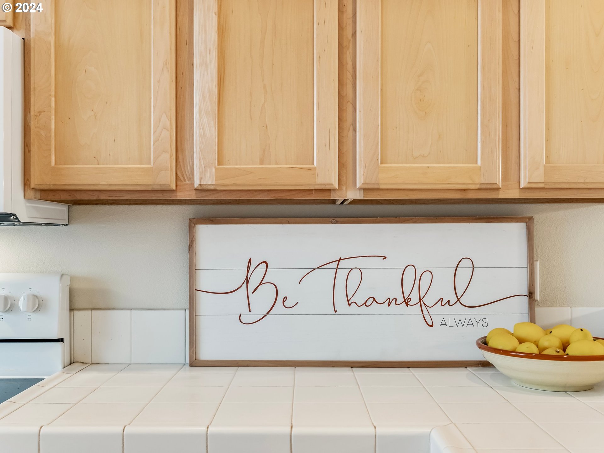 17452 SW NOVEMBER CT