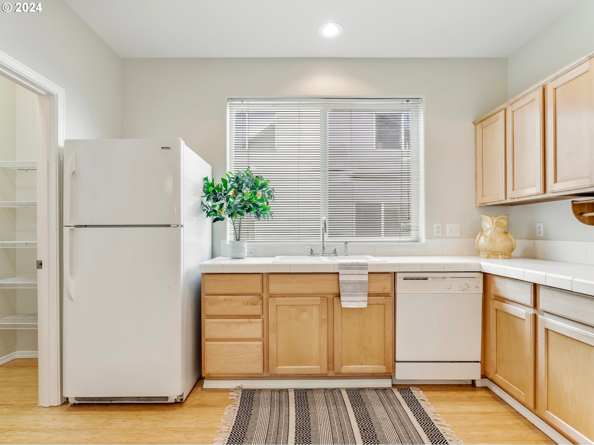 17452 SW NOVEMBER CT