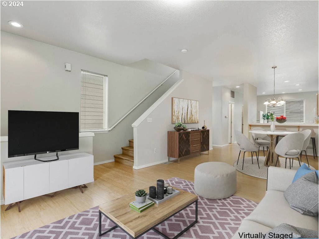 17452 SW NOVEMBER CT