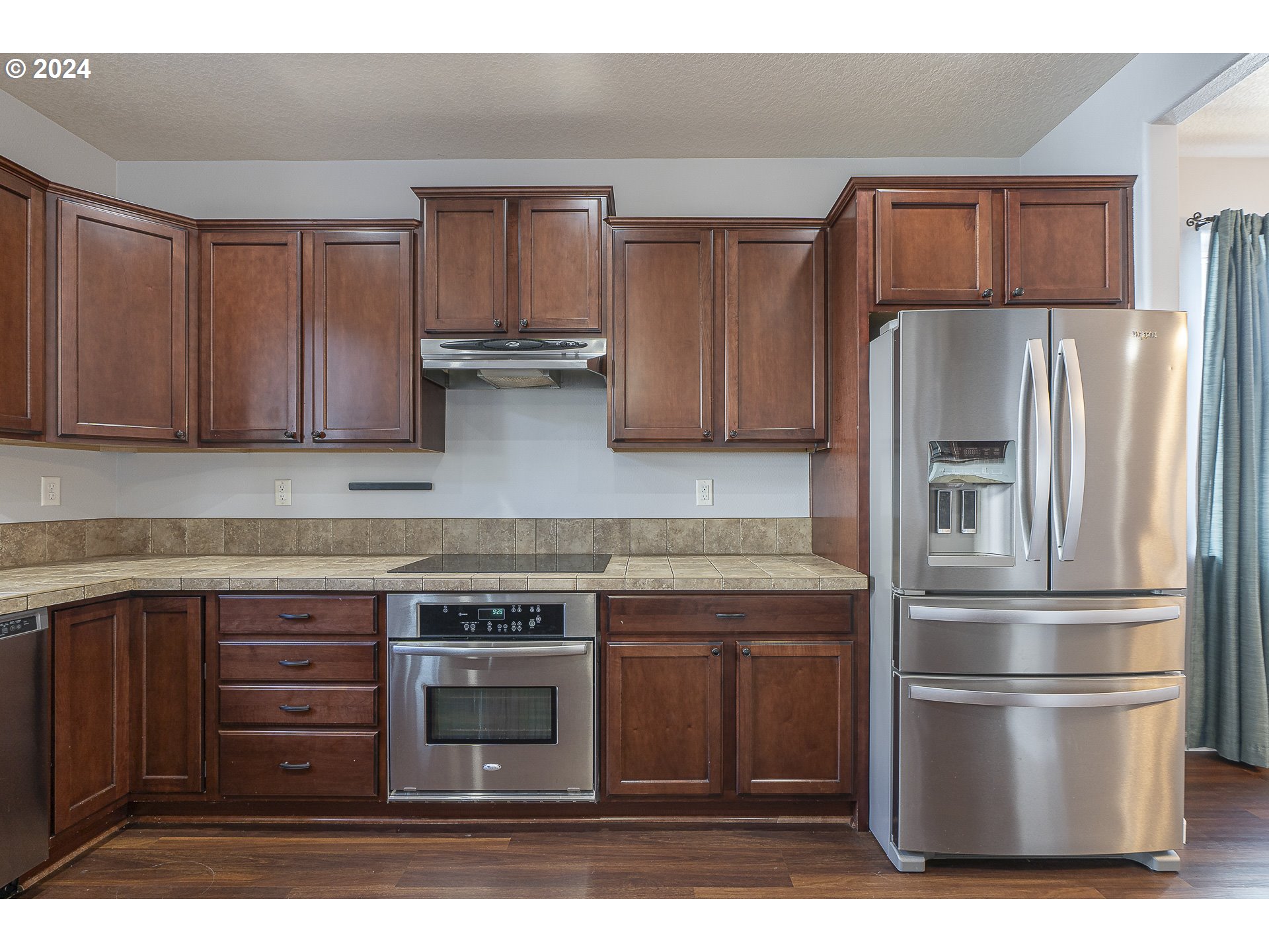 3441 SE SILVER FOX AVE