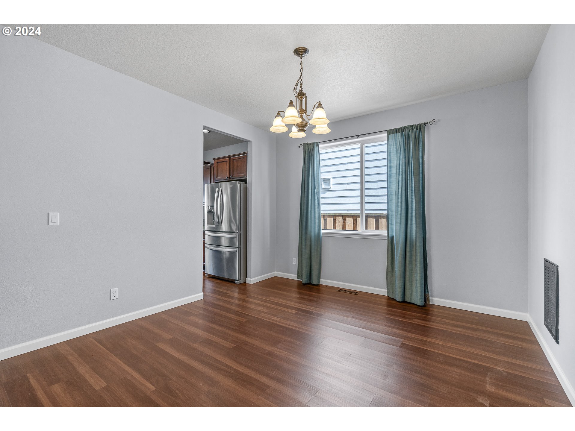 3441 SE SILVER FOX AVE