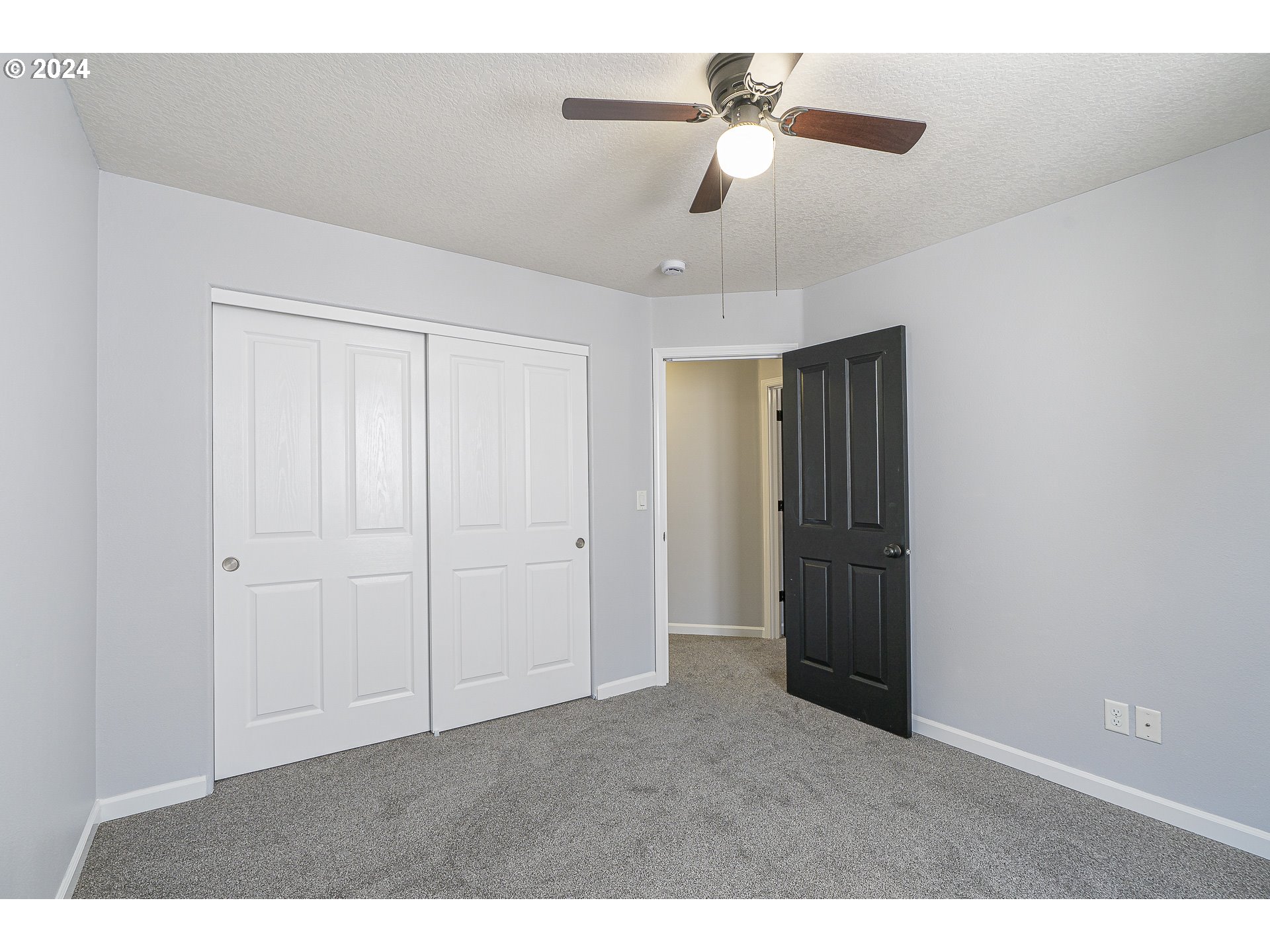 3441 SE SILVER FOX AVE