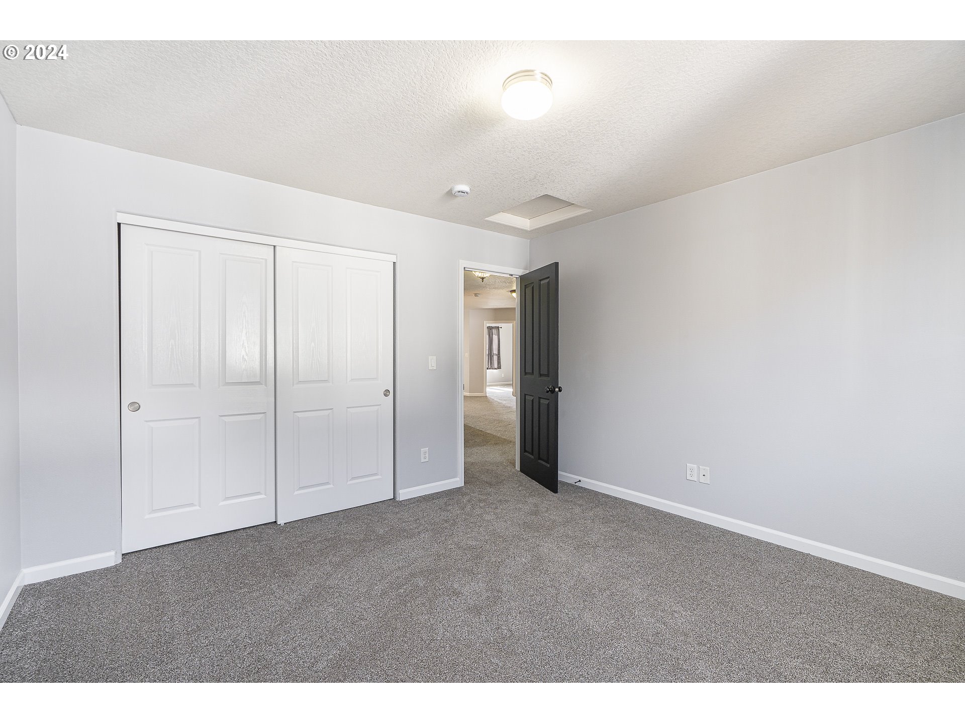 3441 SE SILVER FOX AVE