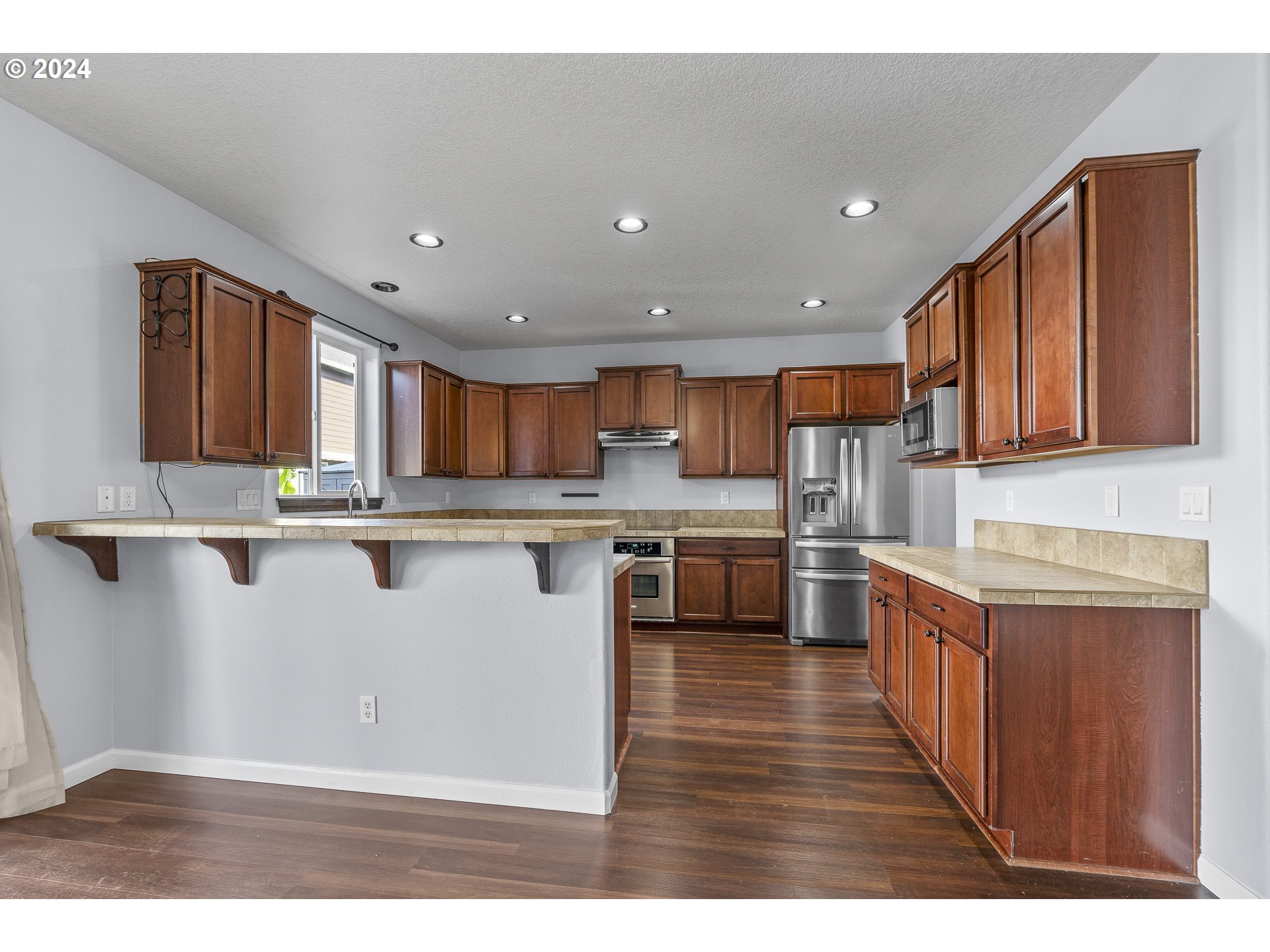 3441 SE SILVER FOX AVE