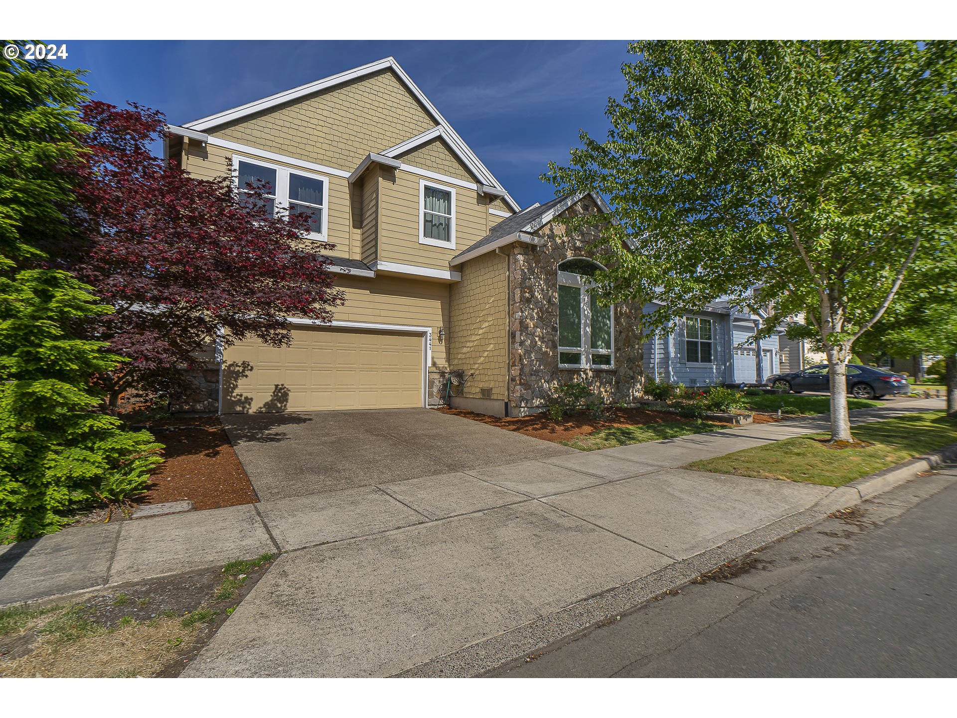 3441 SE SILVER FOX AVE