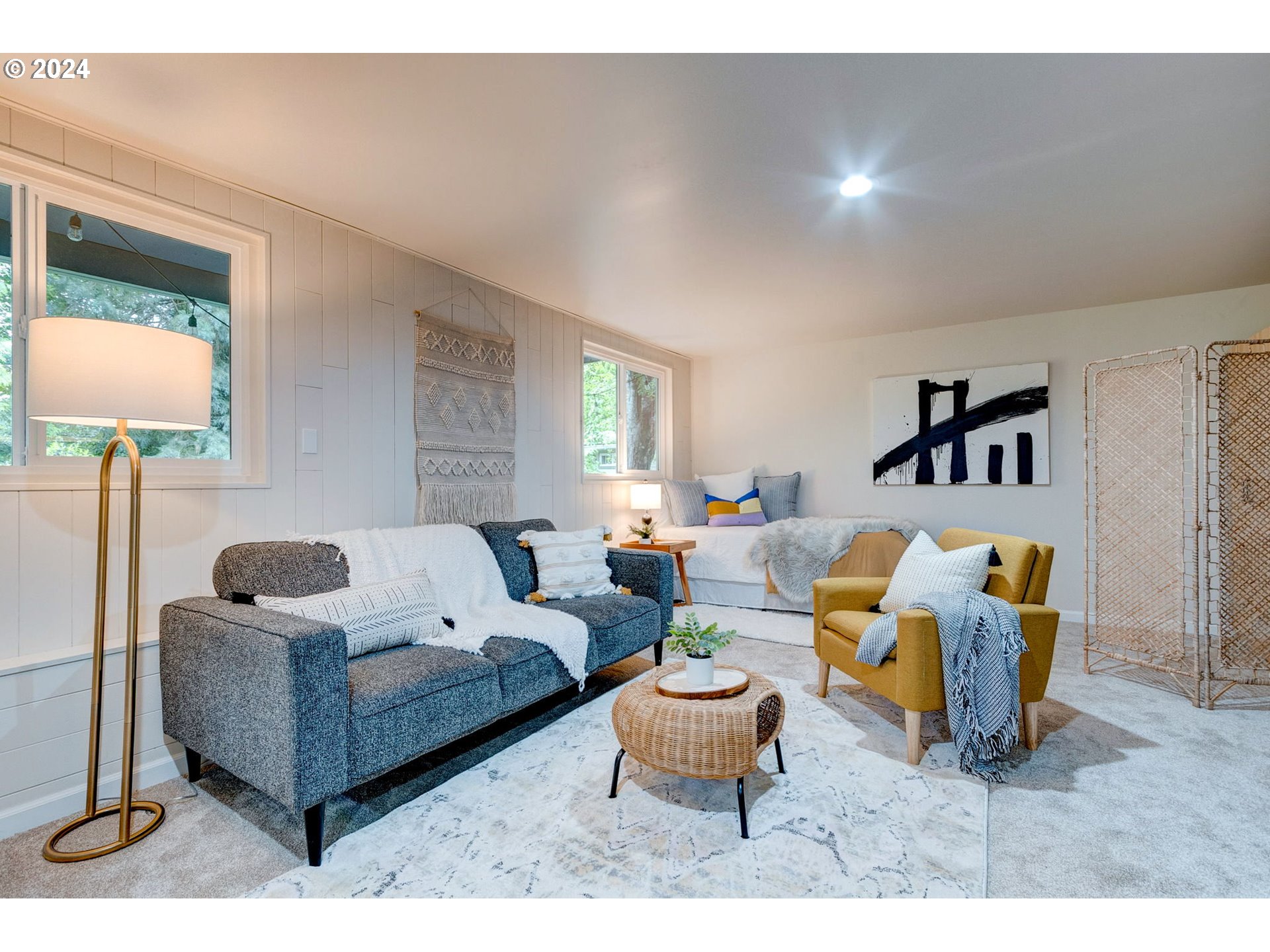 920 SW Cheltenham ST