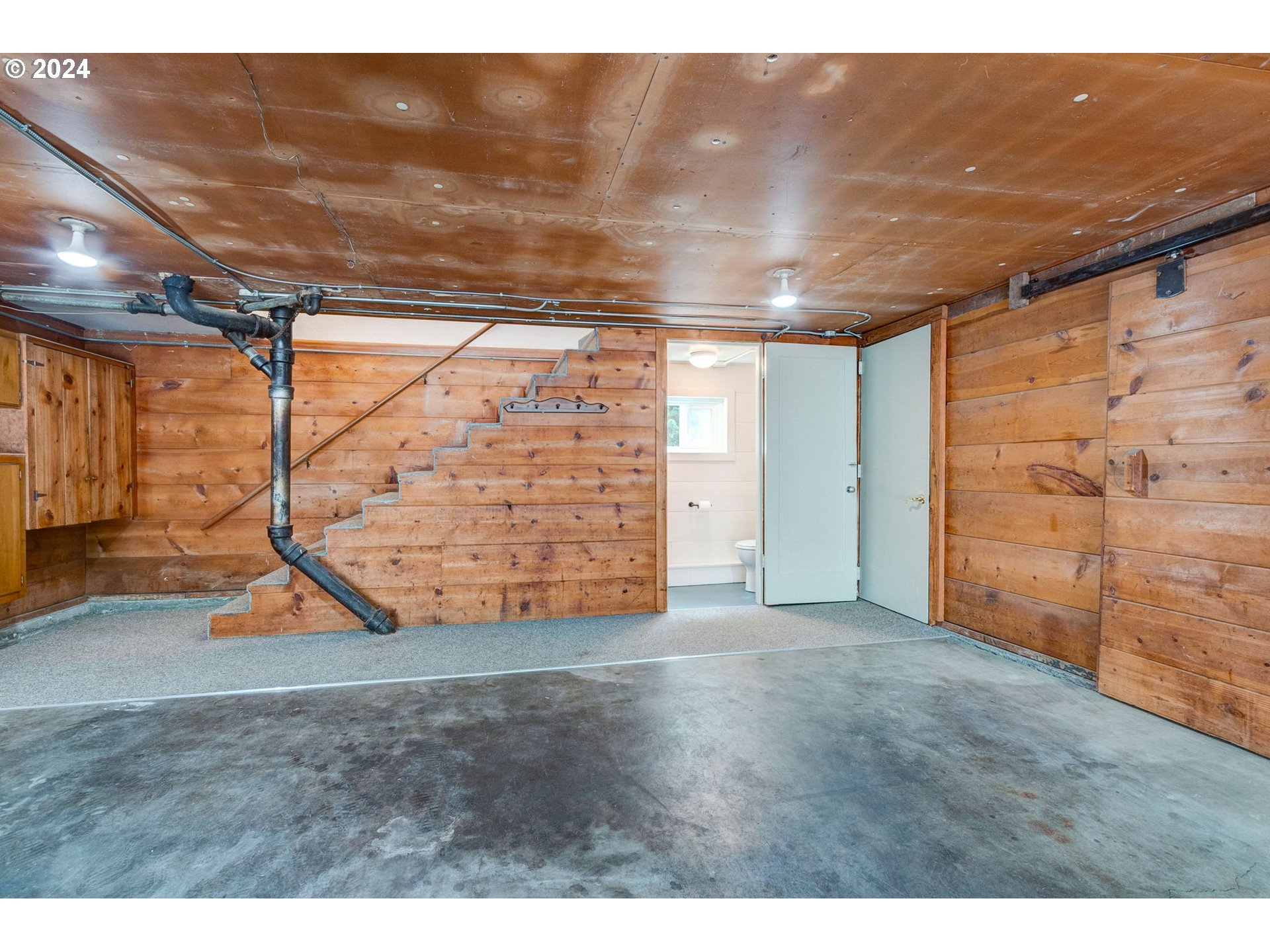 920 SW Cheltenham ST