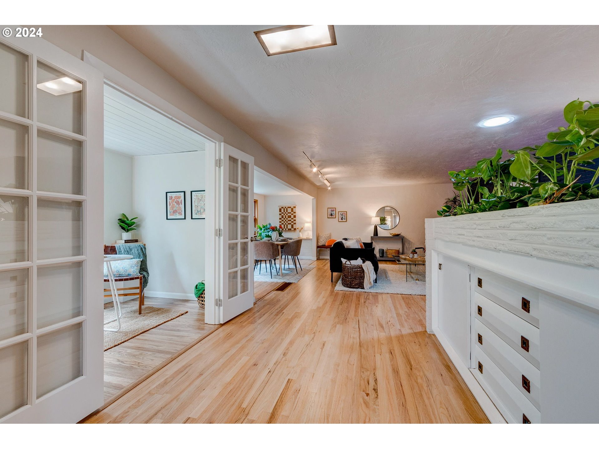 920 SW Cheltenham ST