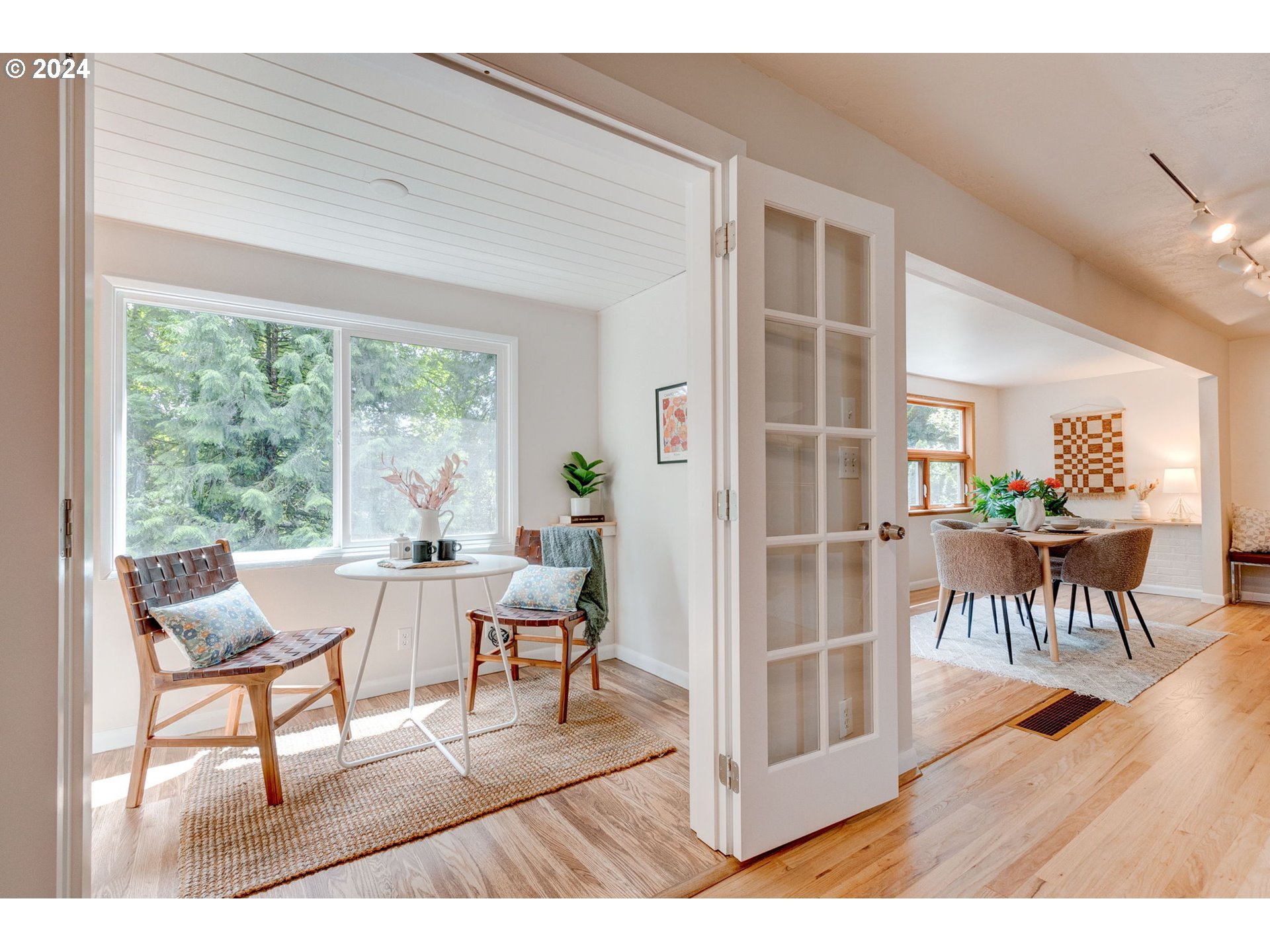 920 SW Cheltenham ST