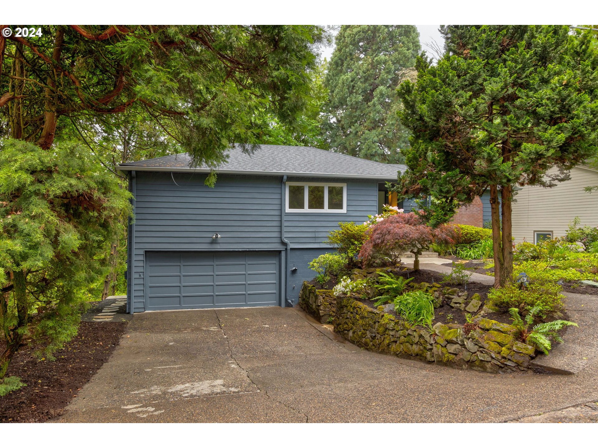 920 SW Cheltenham ST