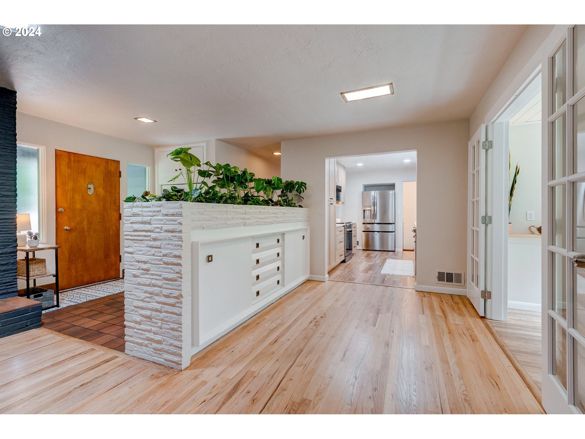 920 SW Cheltenham ST