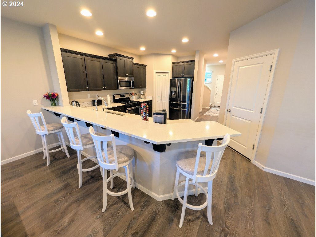 3153 SE WHITE OAK AVE