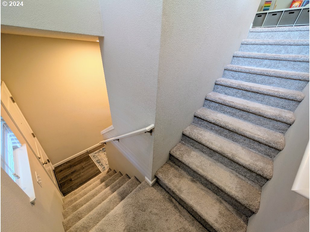 3153 SE WHITE OAK AVE