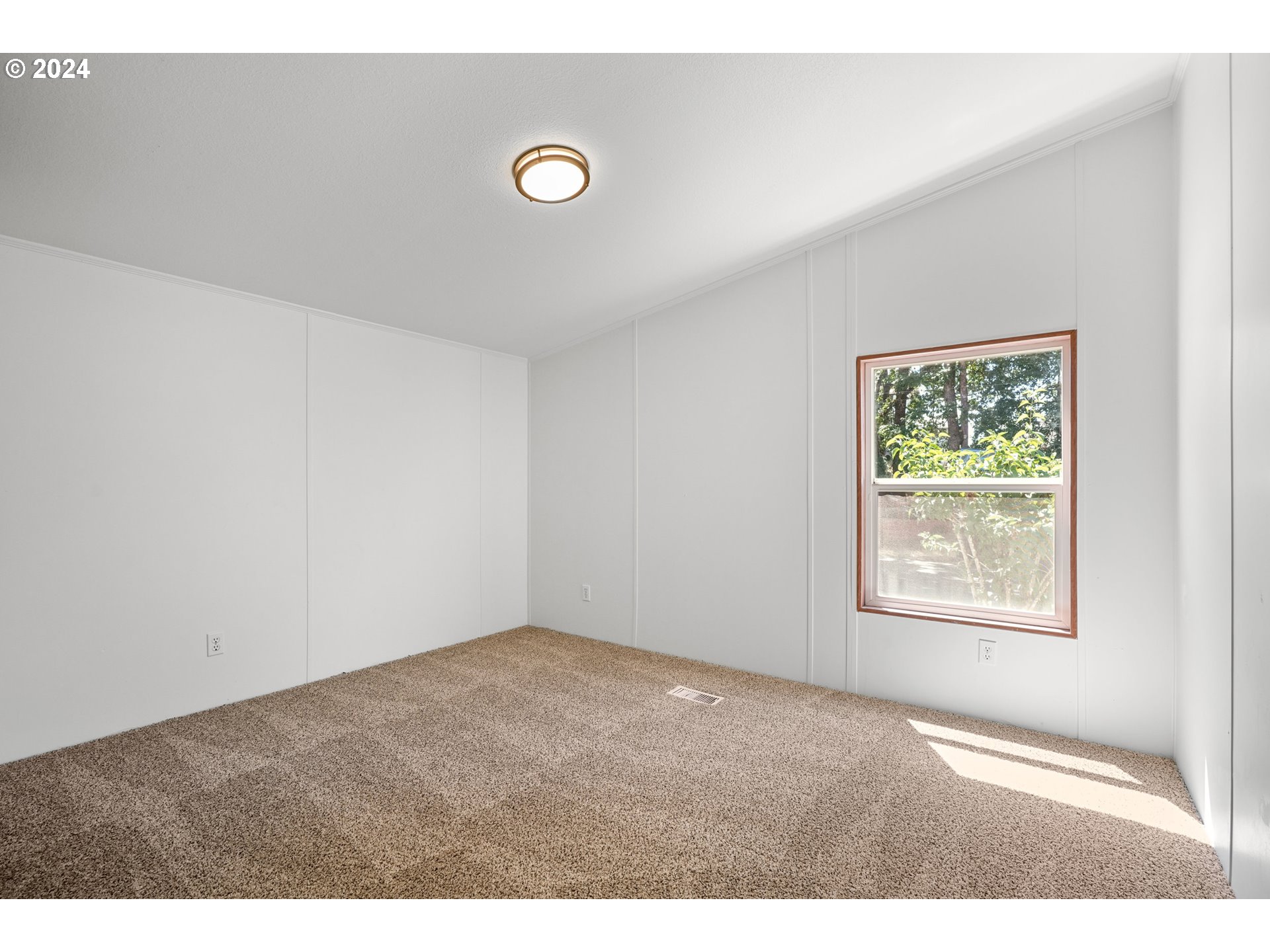 364 S 13TH ST, St. Helens