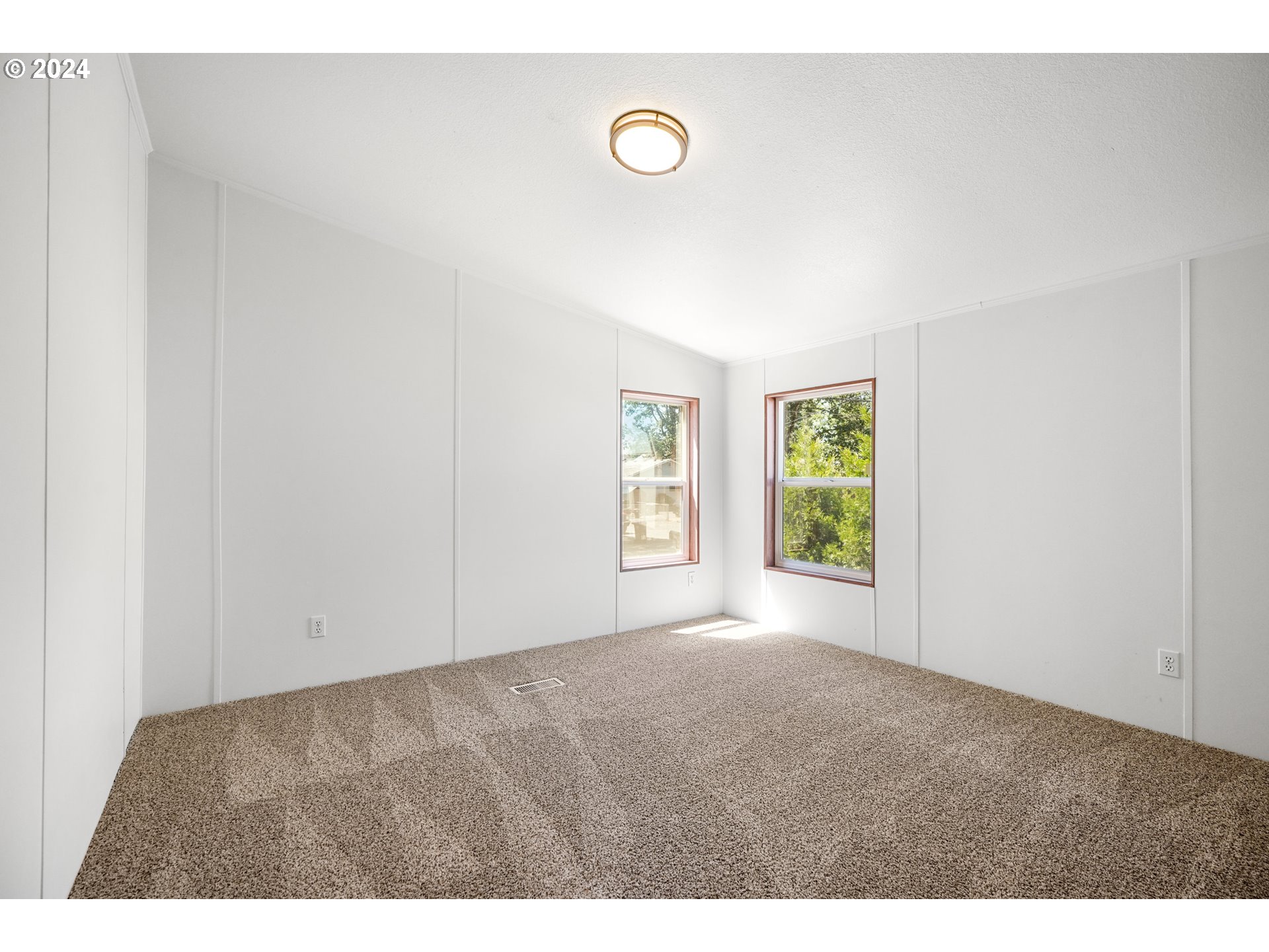 364 S 13TH ST, St. Helens