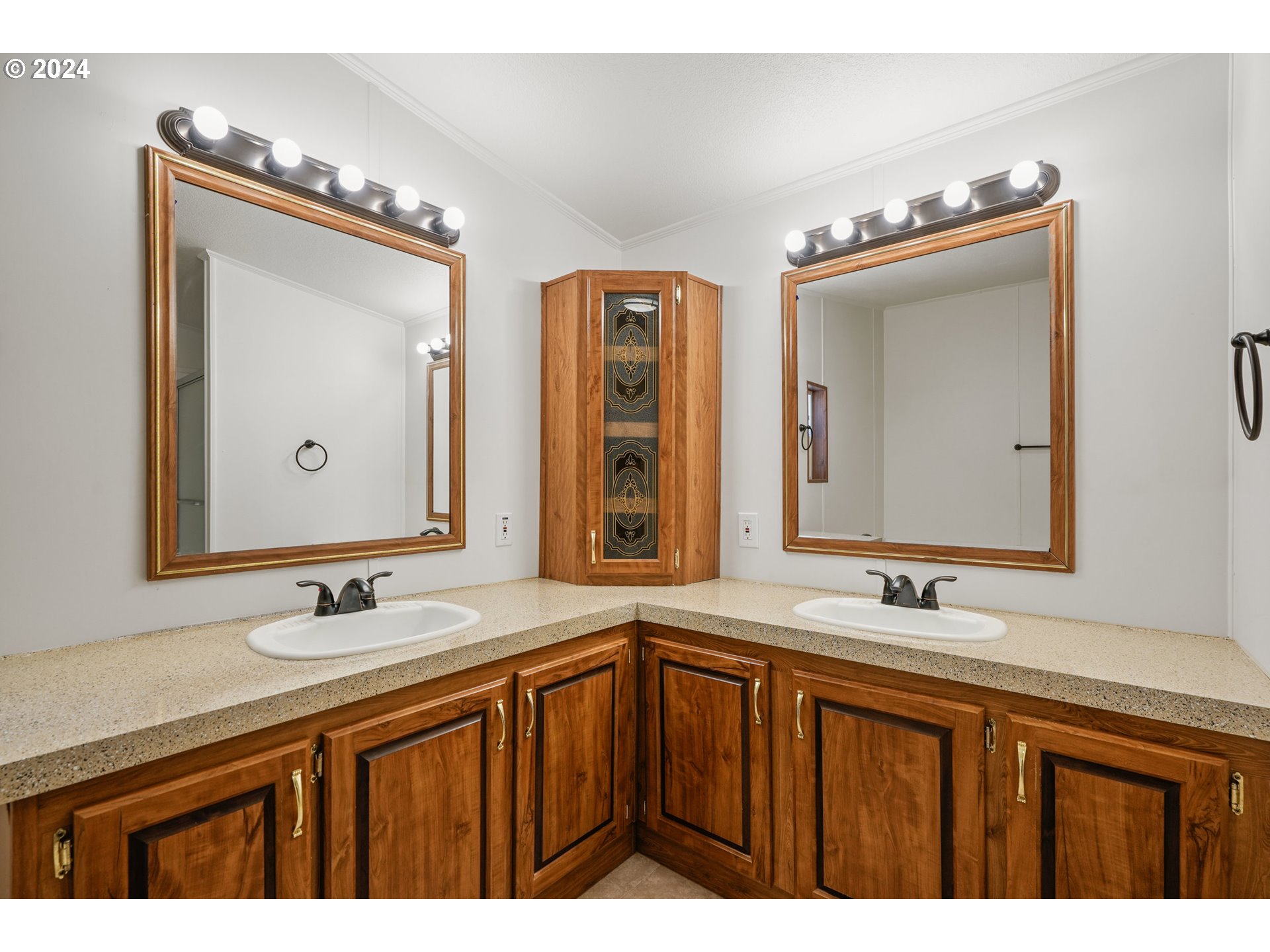 364 S 13TH ST, St. Helens