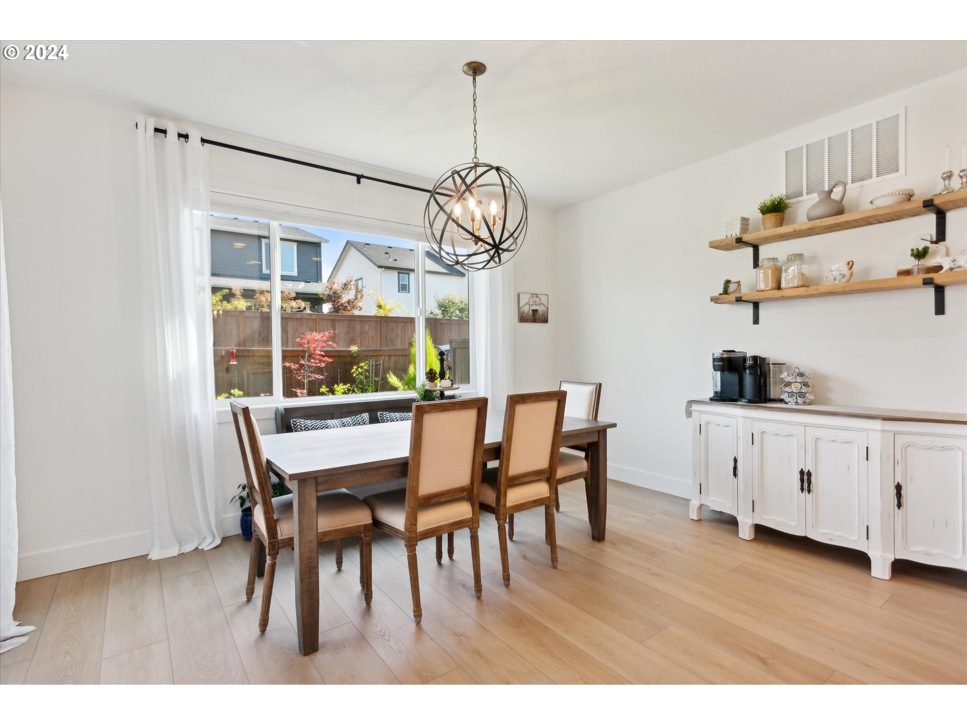 27608 SW WILLOW CREEK DR