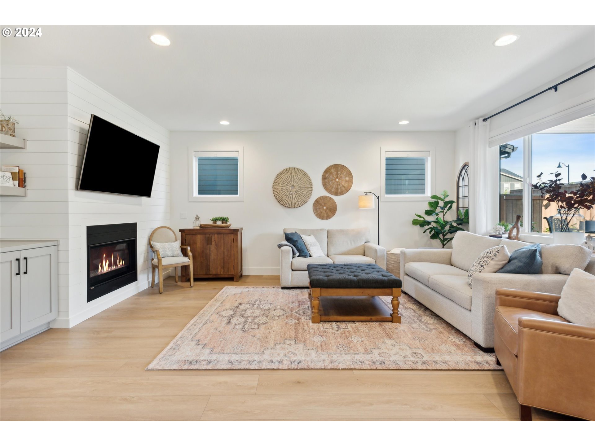 27608 SW WILLOW CREEK DR