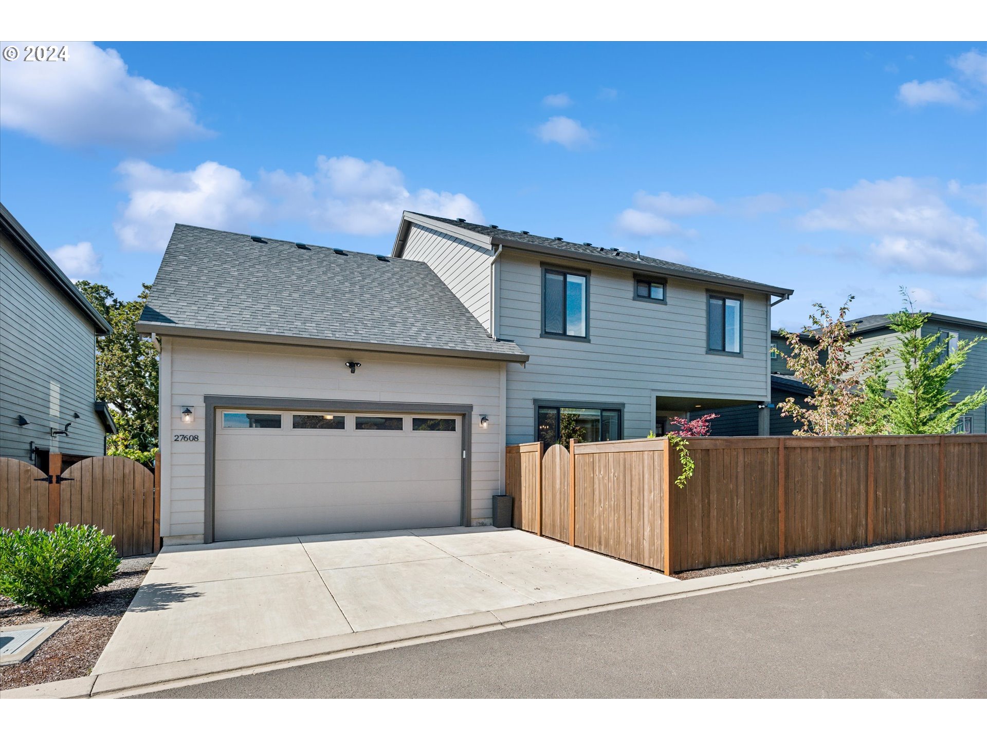 27608 SW WILLOW CREEK DR