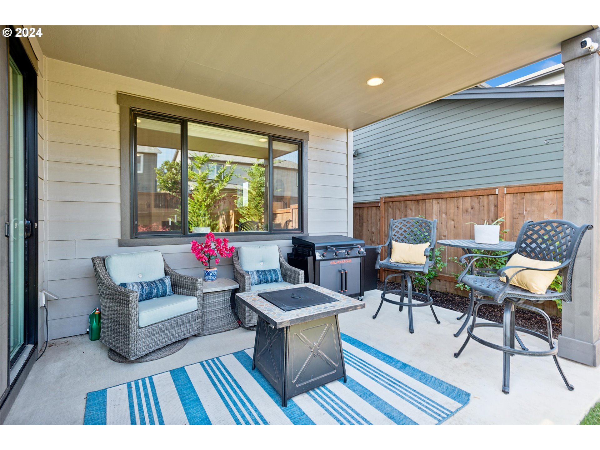 27608 SW WILLOW CREEK DR