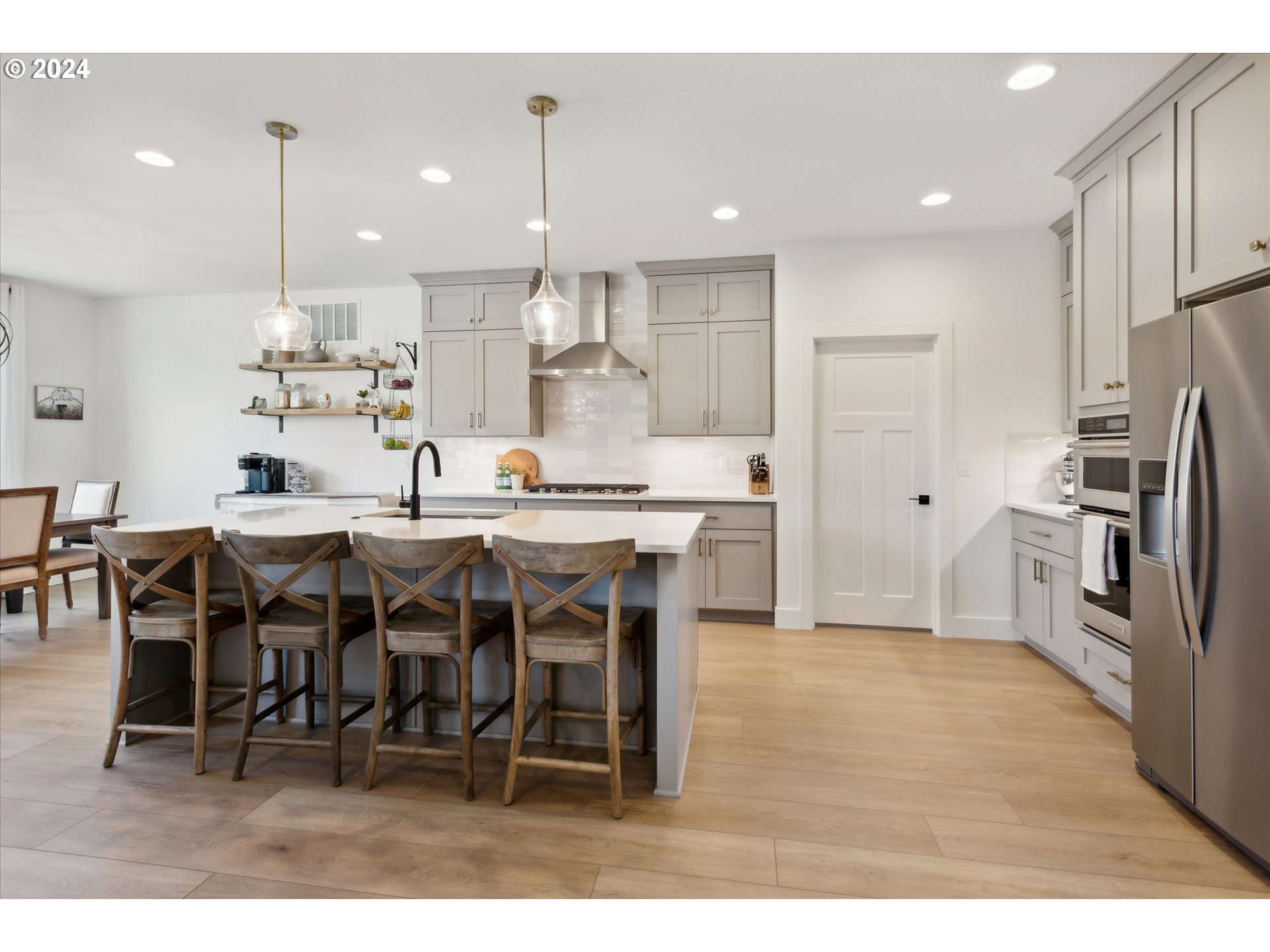 27608 SW WILLOW CREEK DR