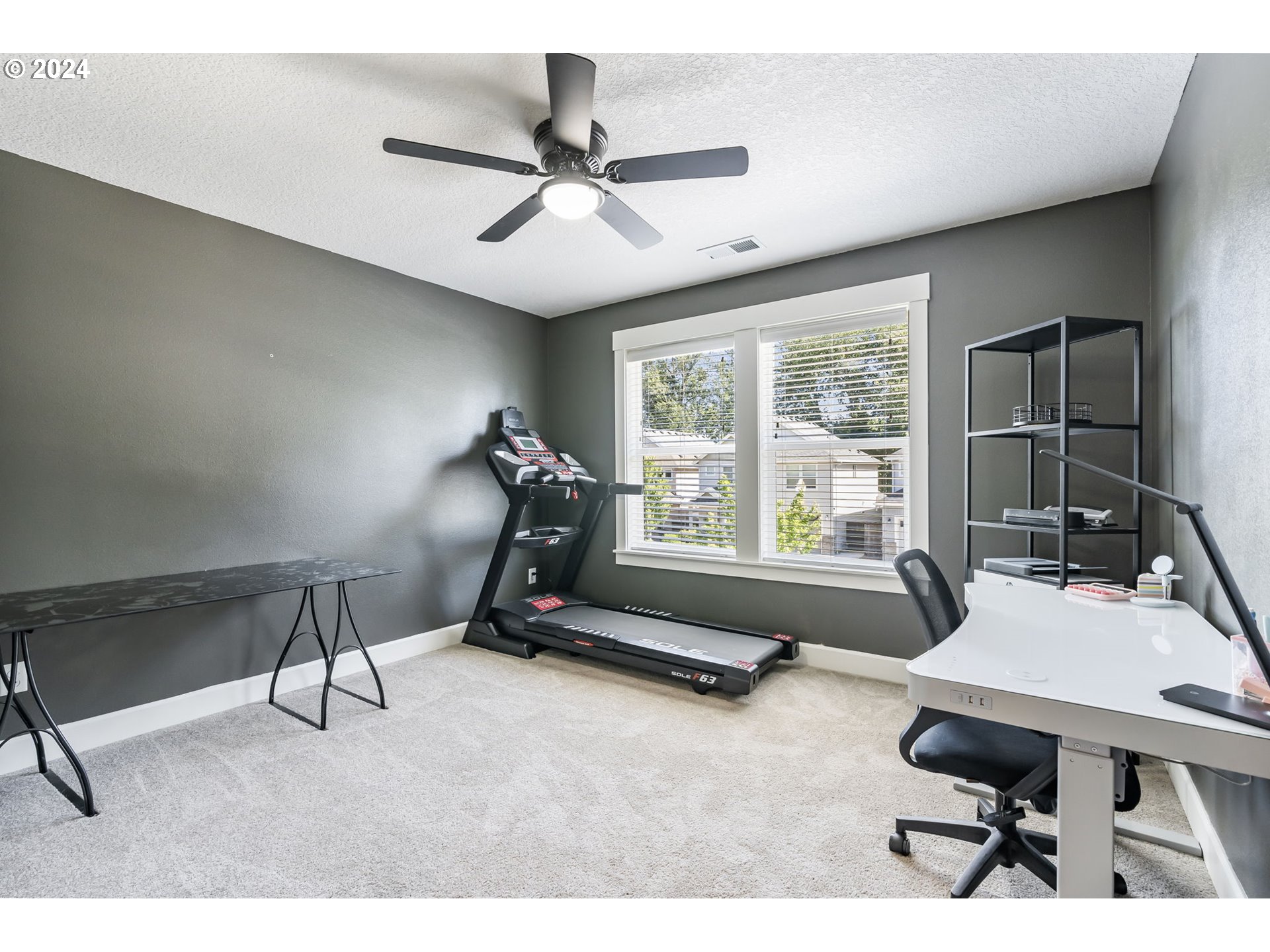 1275 S QUAIL HILL PL