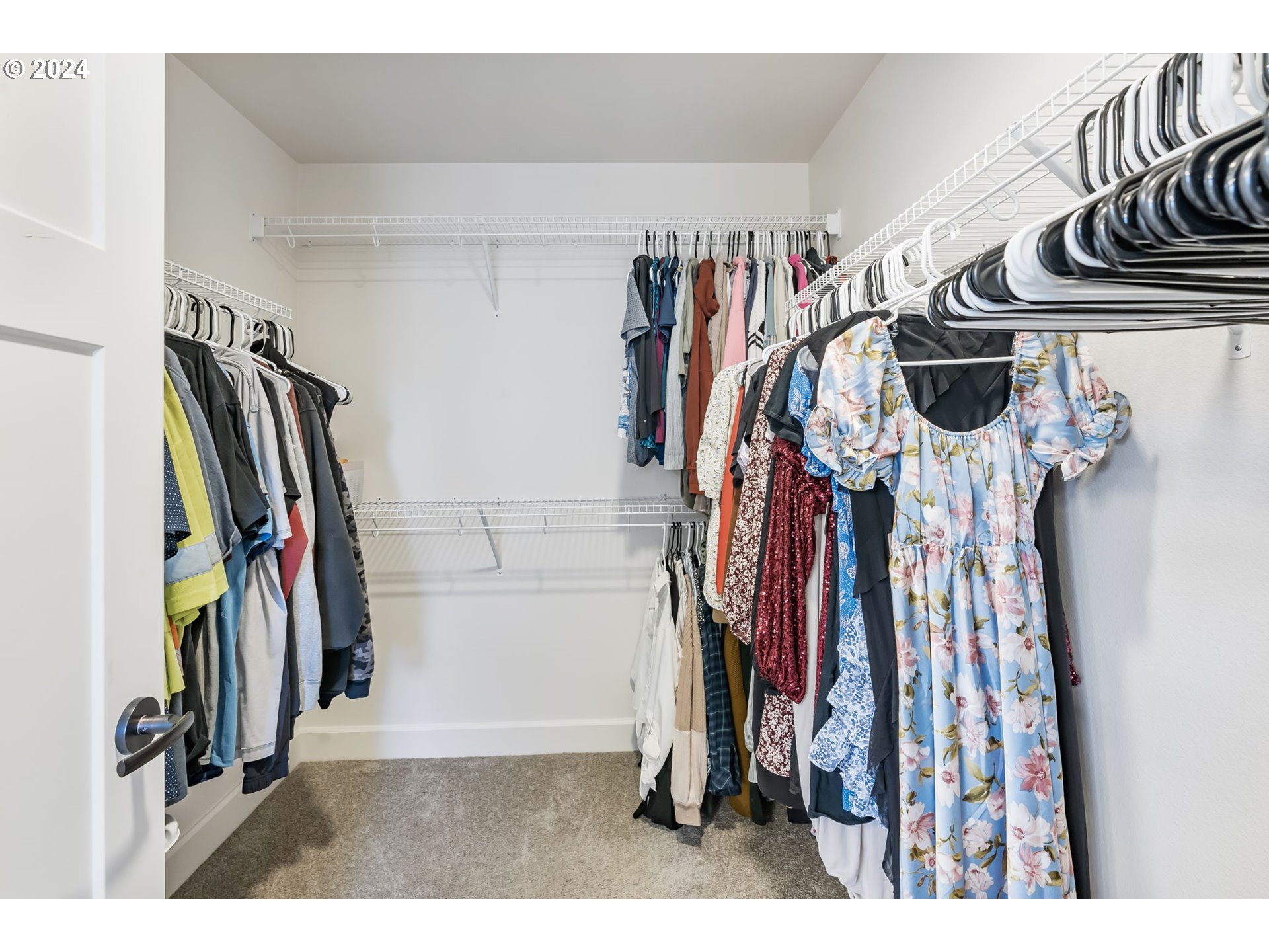 1275 S QUAIL HILL PL