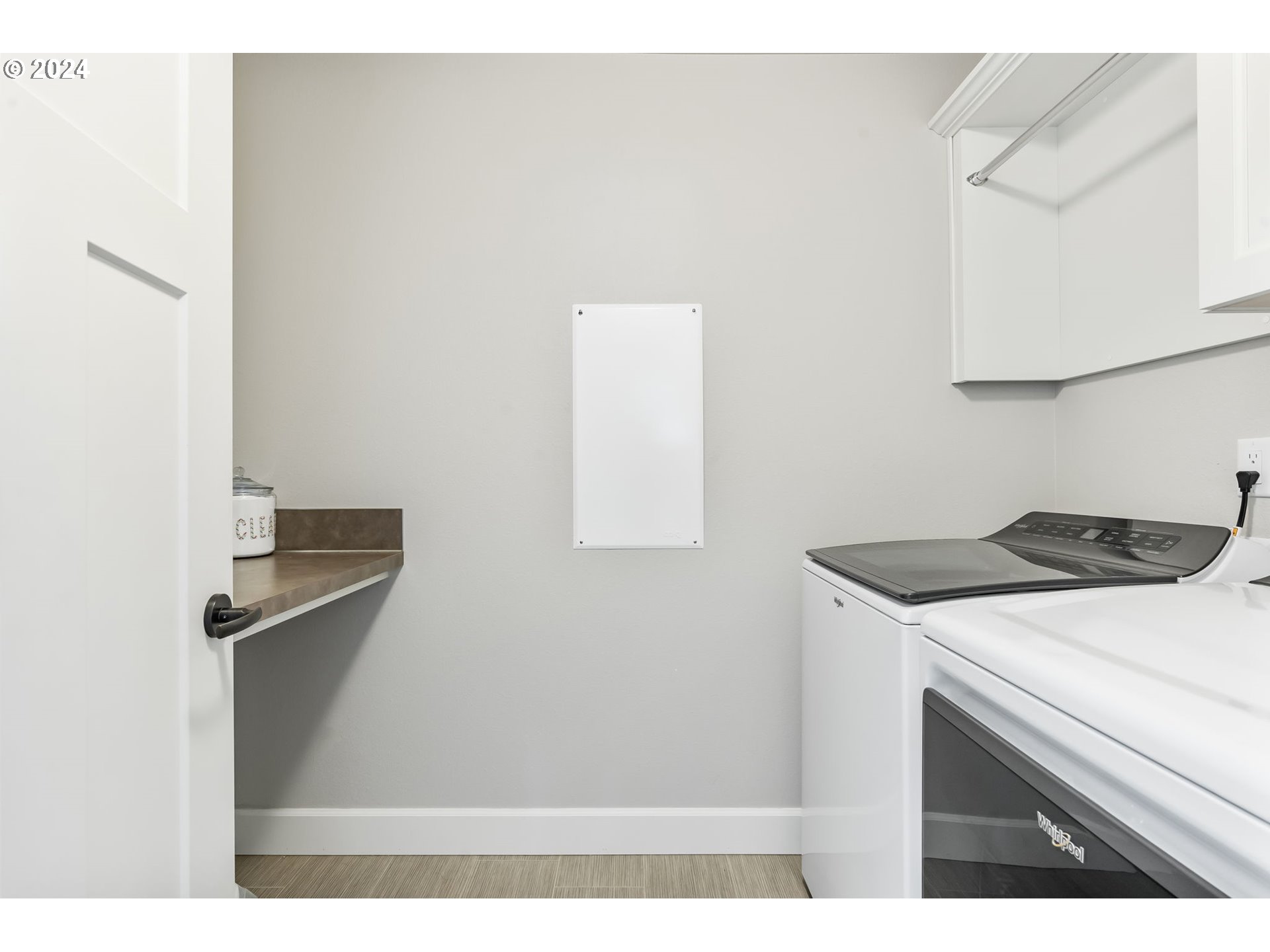 1275 S QUAIL HILL PL