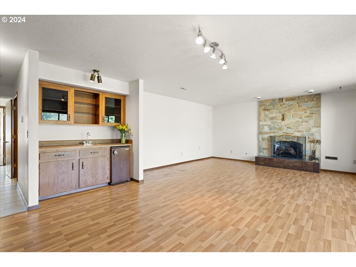 2703 ORCHARD HILL PL