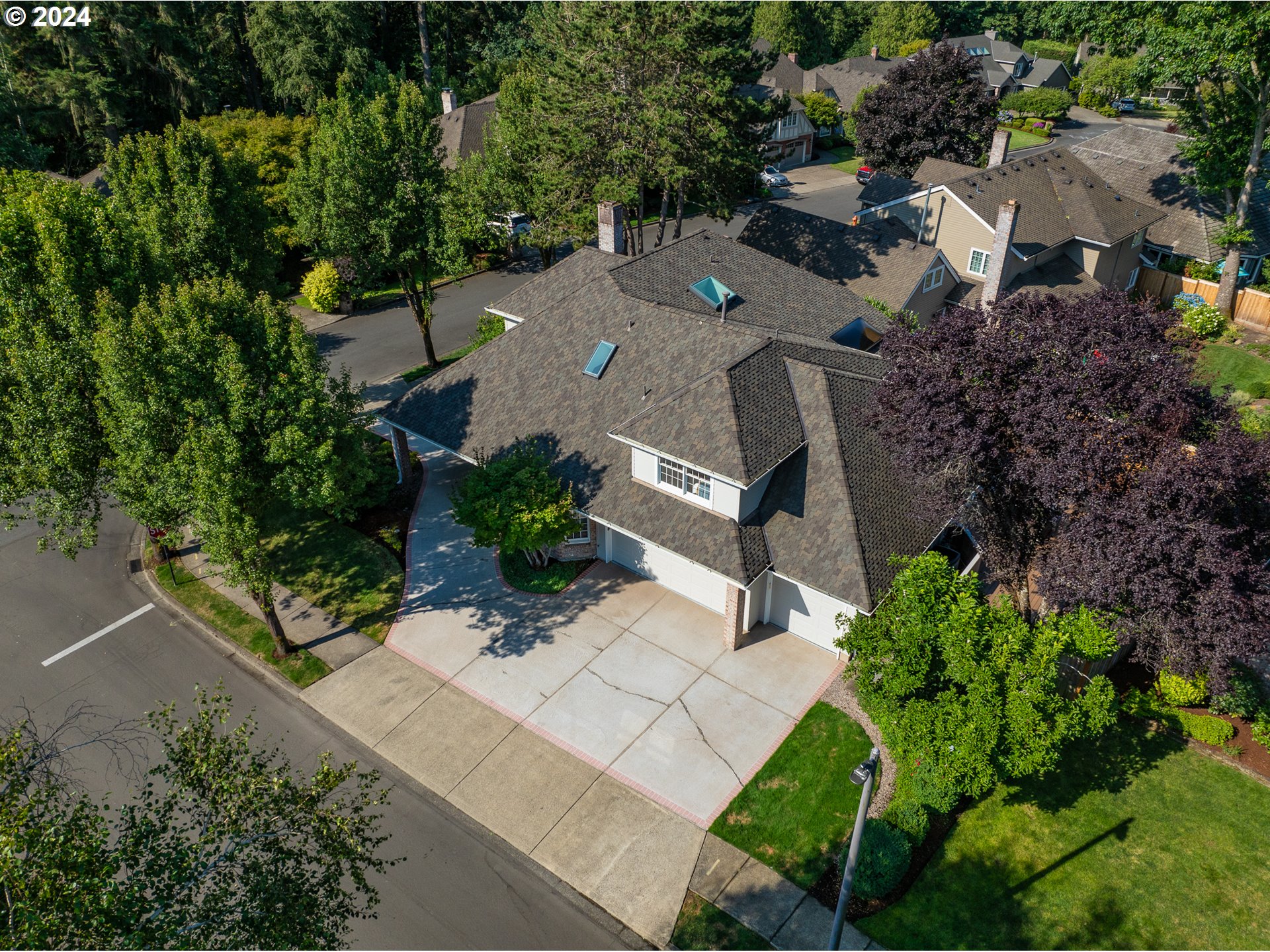 5831 SUNCREEK DR