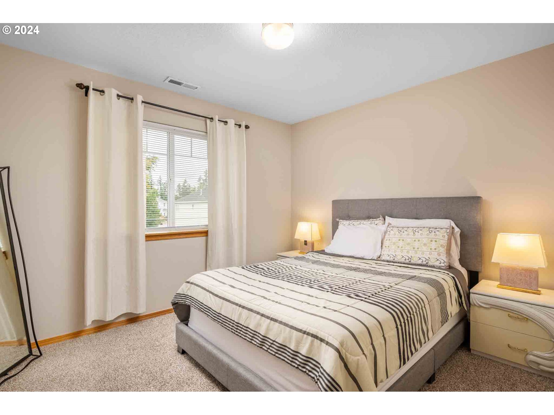 7720 SE SPRINGWATER DR