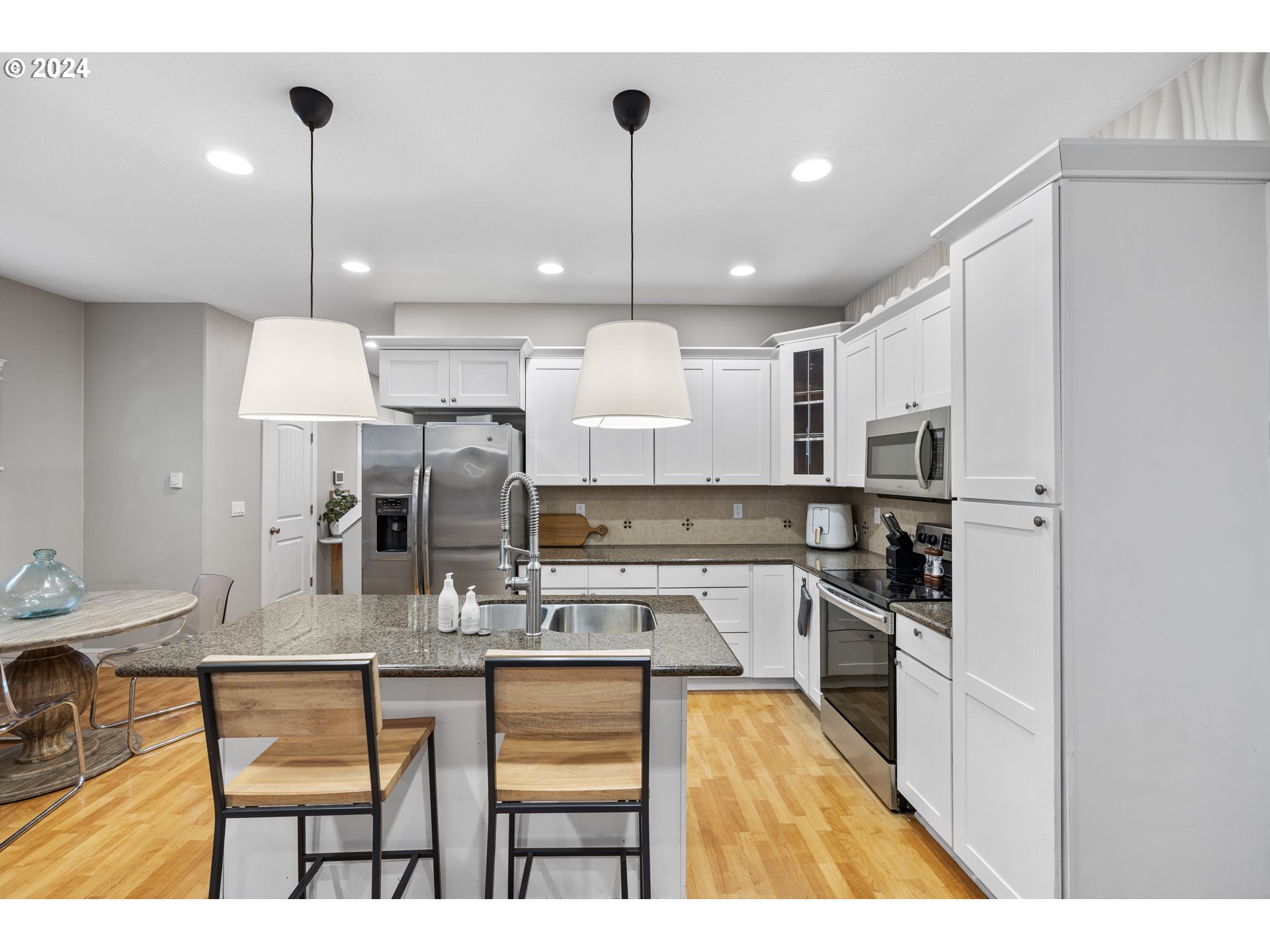 1184 NE 106TH AVE