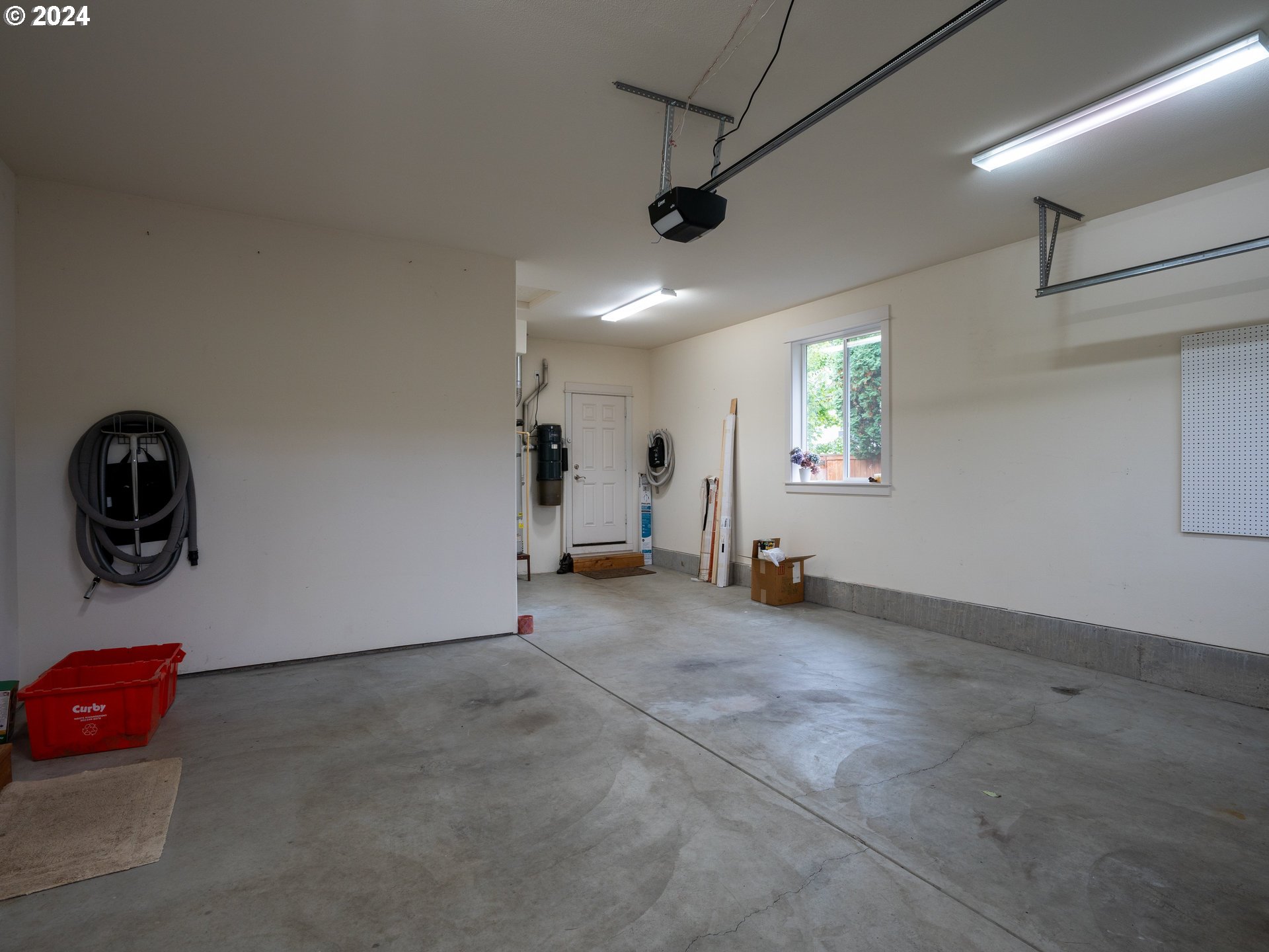 726 SW KINGS BYWAY