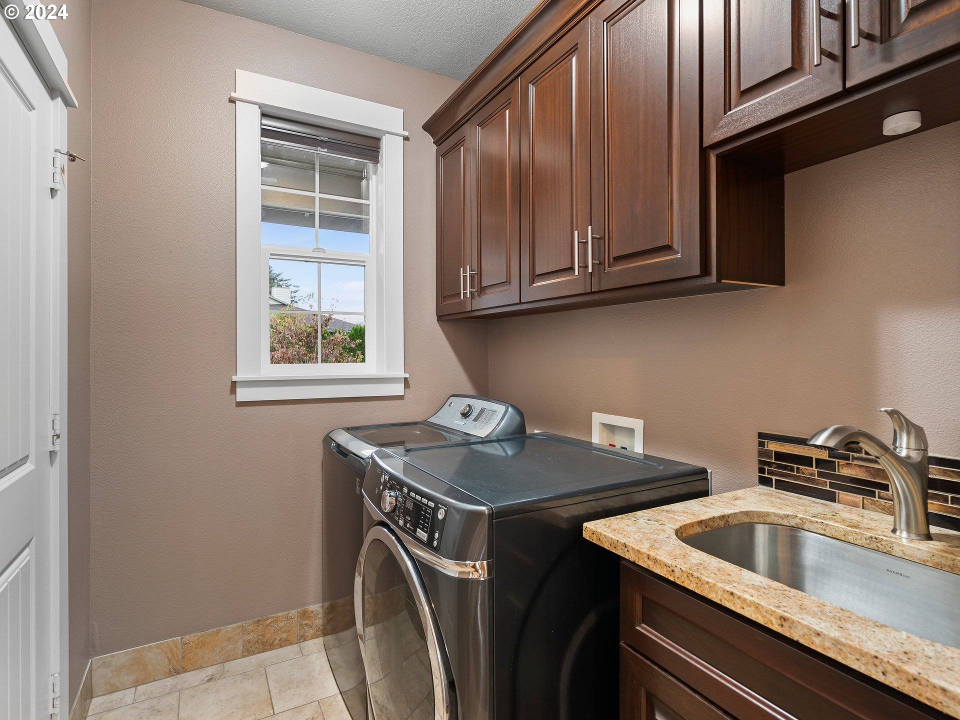 726 SW KINGS BYWAY
