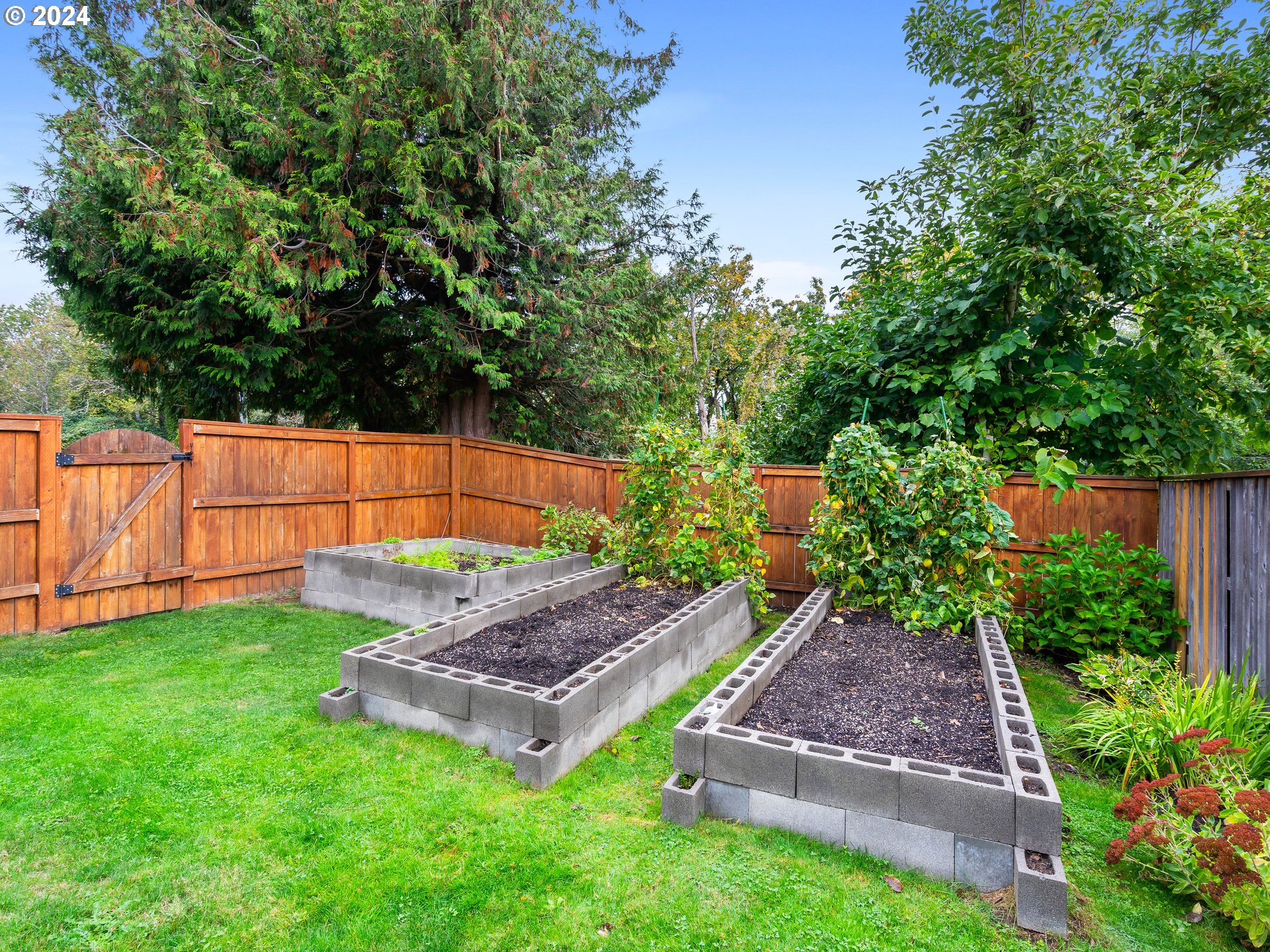 726 SW KINGS BYWAY